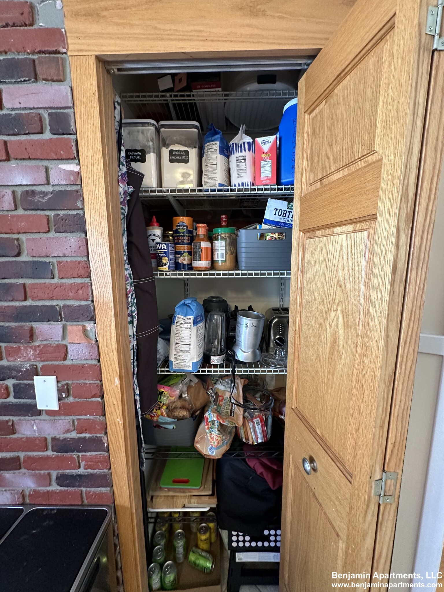 33 Adams, Mount Auburn (Watertown)