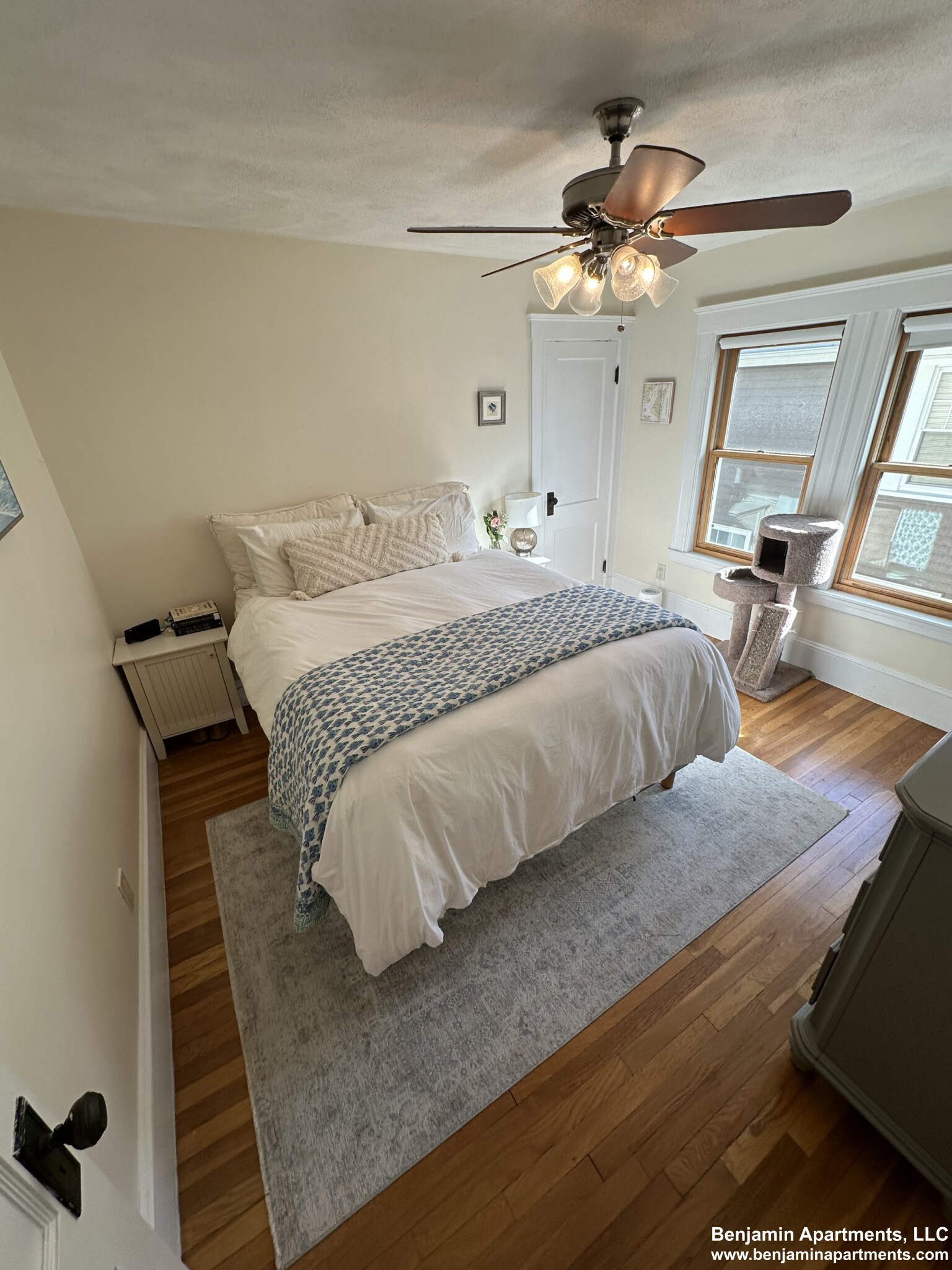 33 Adams, Mount Auburn (Watertown)