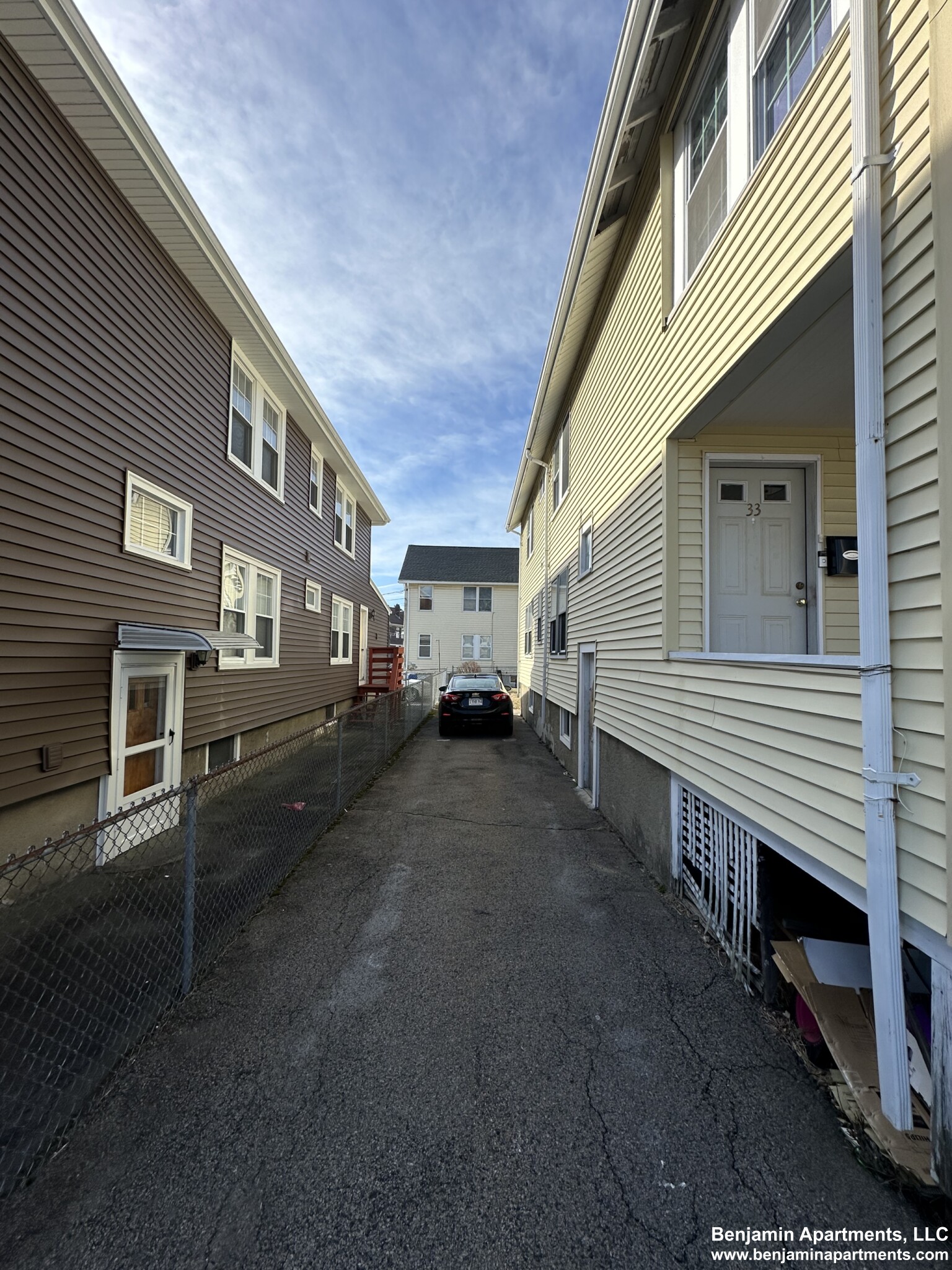 33 Adams, Mount Auburn (Watertown)