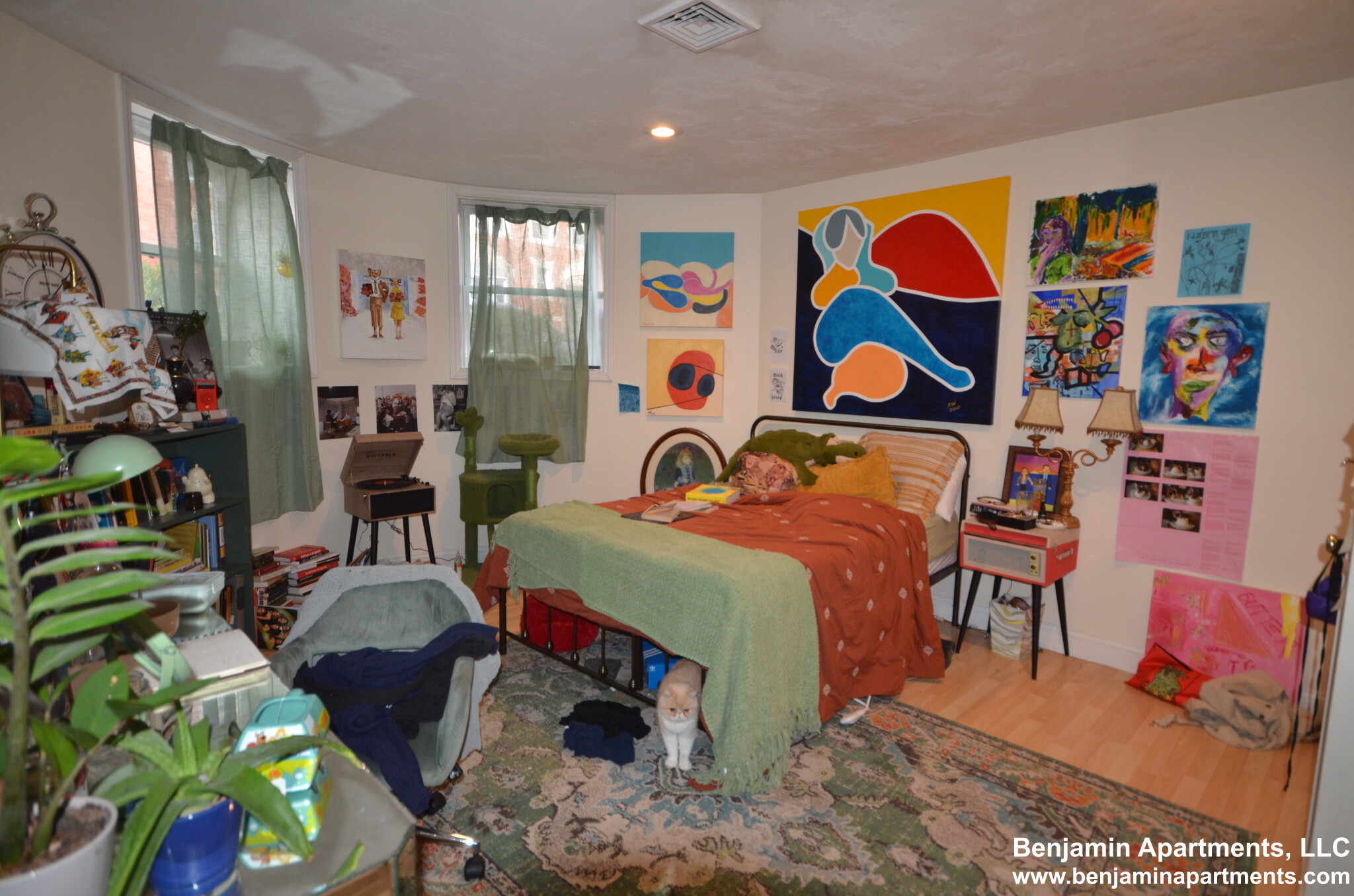 10 Strathmore Rd, Brookline