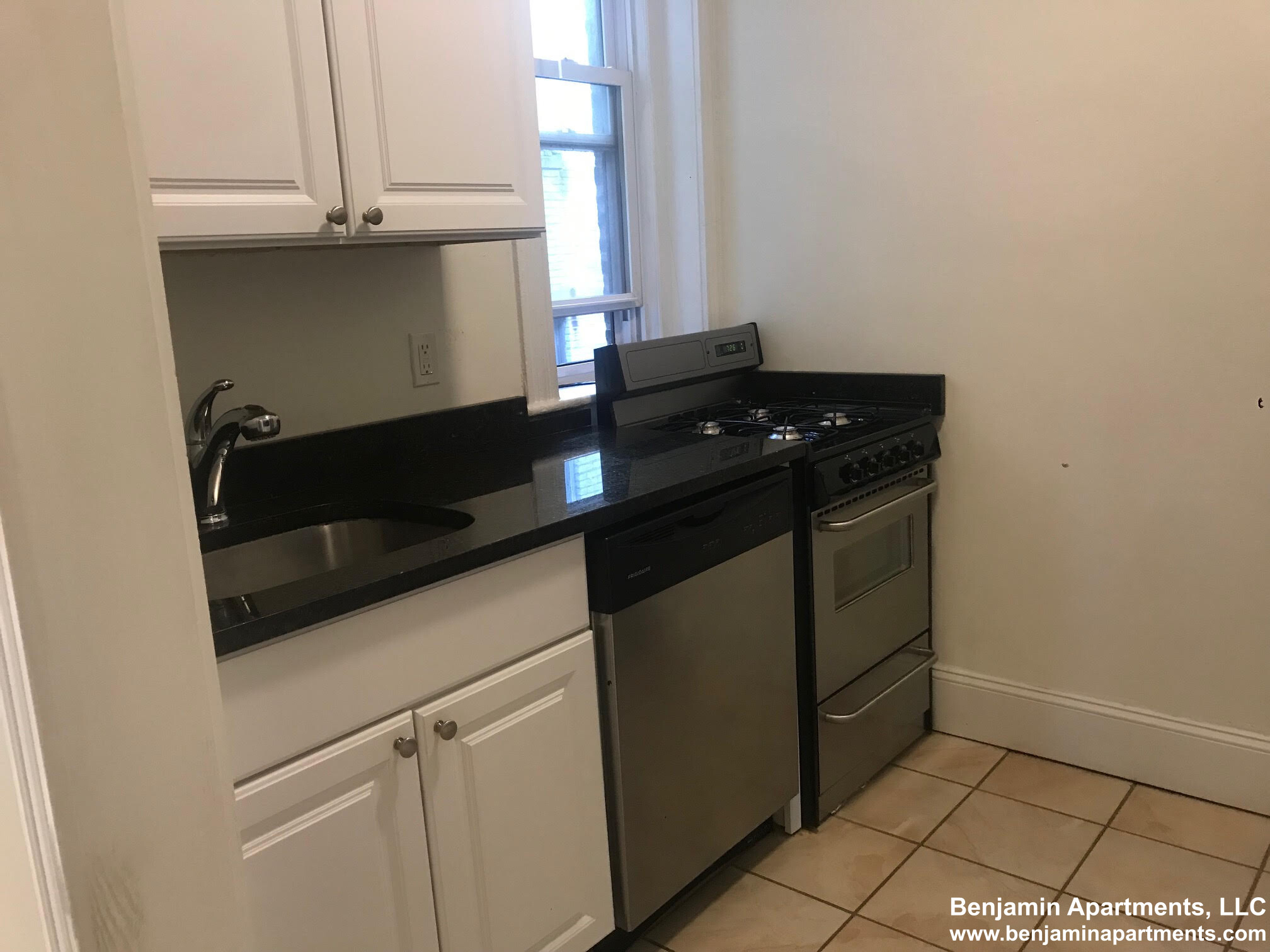 74 Brainerd Rd, Allston