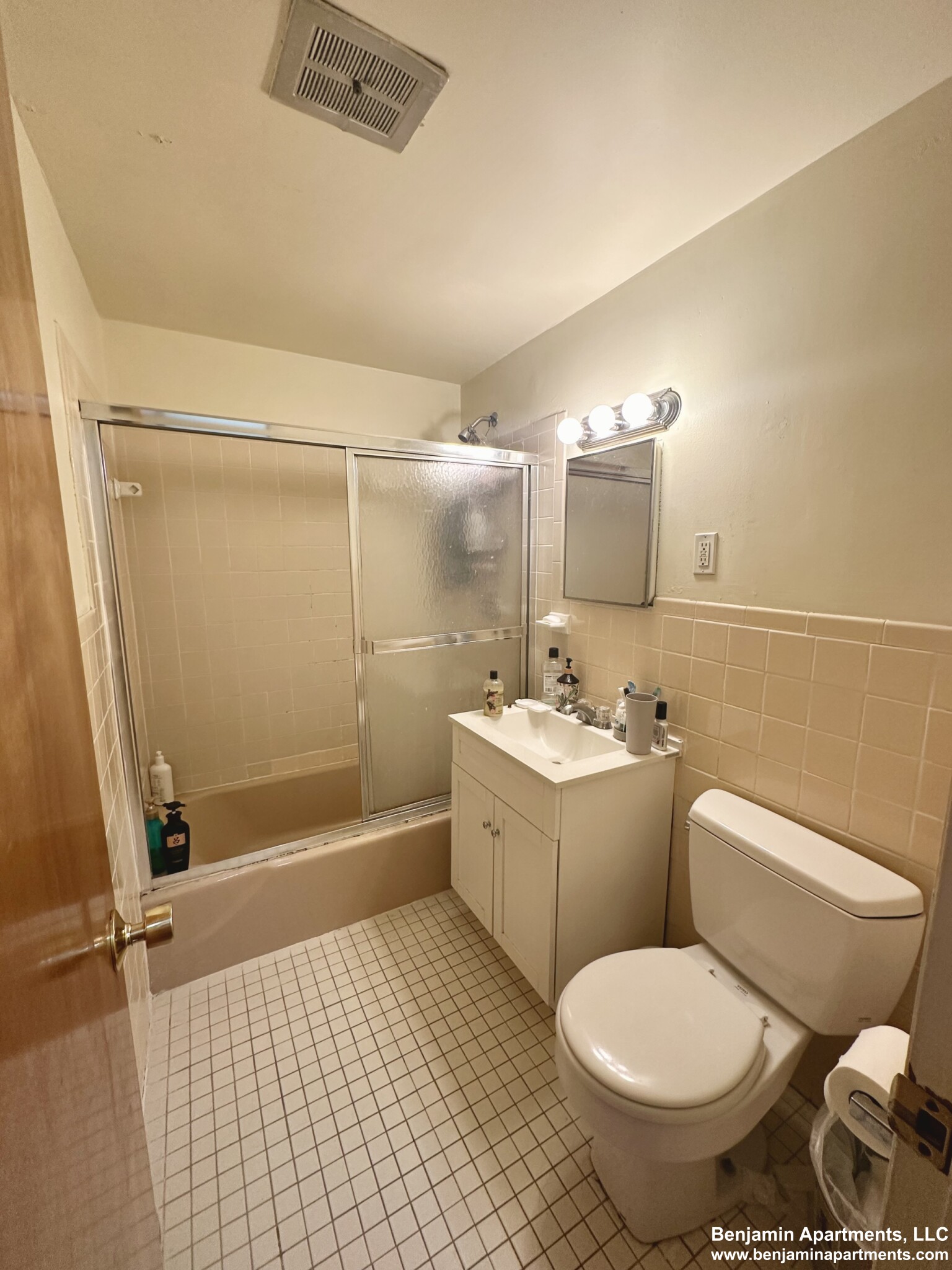 32 Westland Ave, Fenway