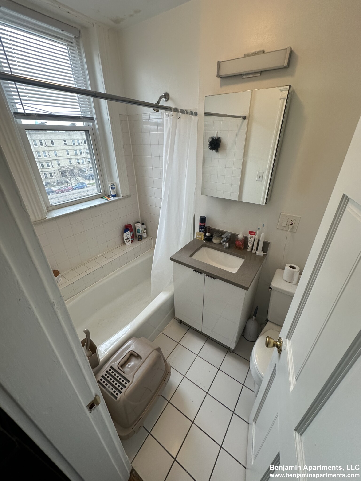 1298 Commonwealth Ave, Allston