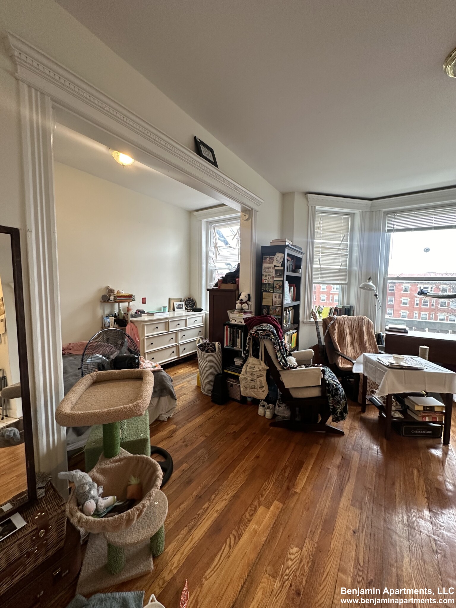 1298 Commonwealth Ave, Allston