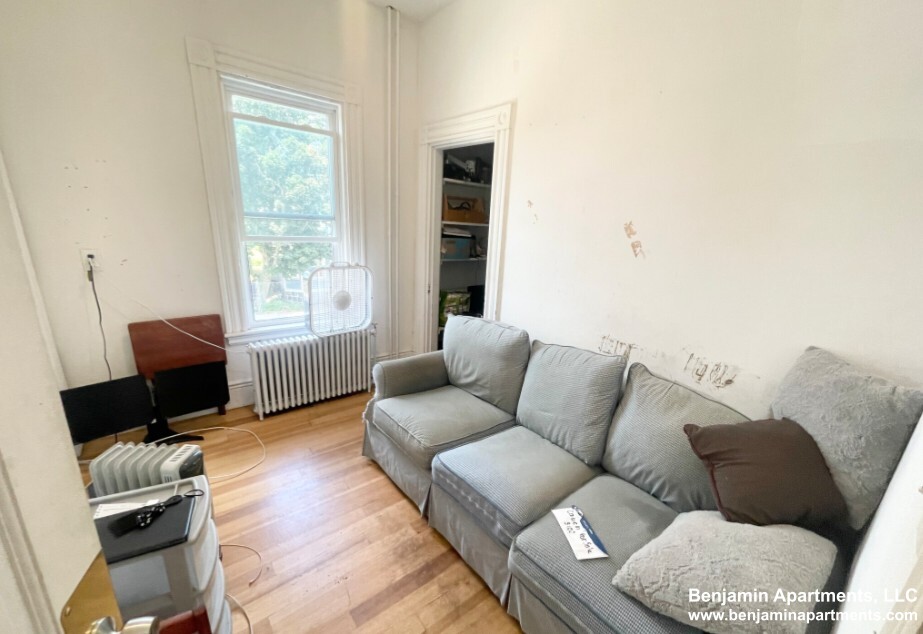 158 Boston St, Dorchester