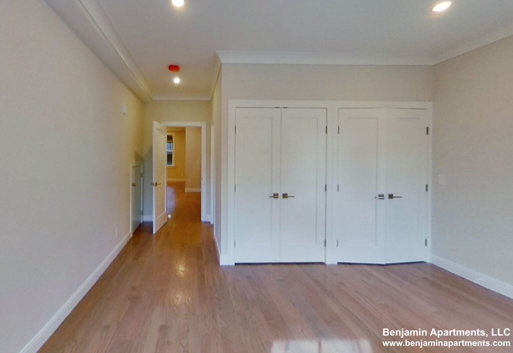 26 Mansfield St, Allston