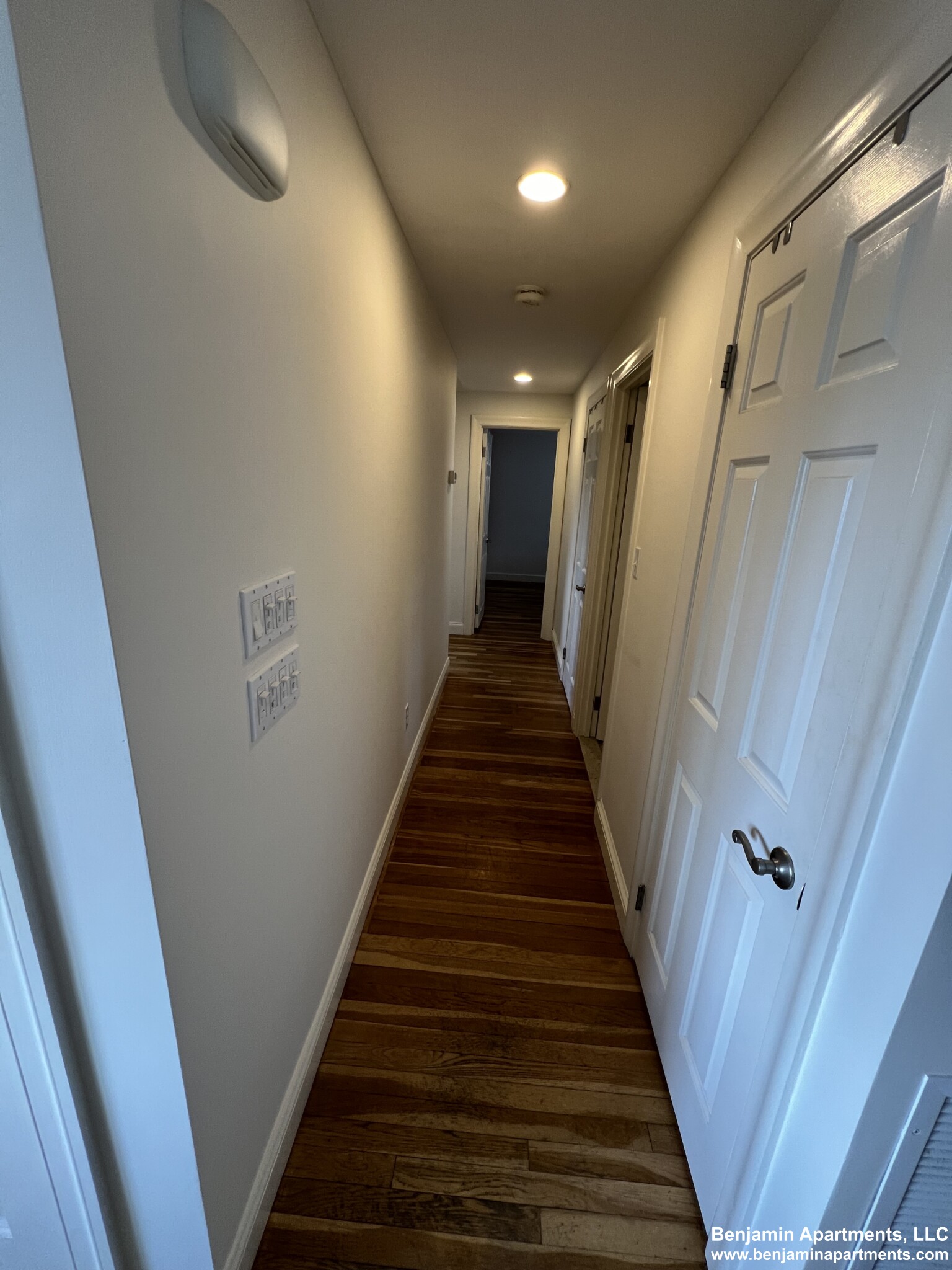 80 Stoneleigh Rd, Watertown