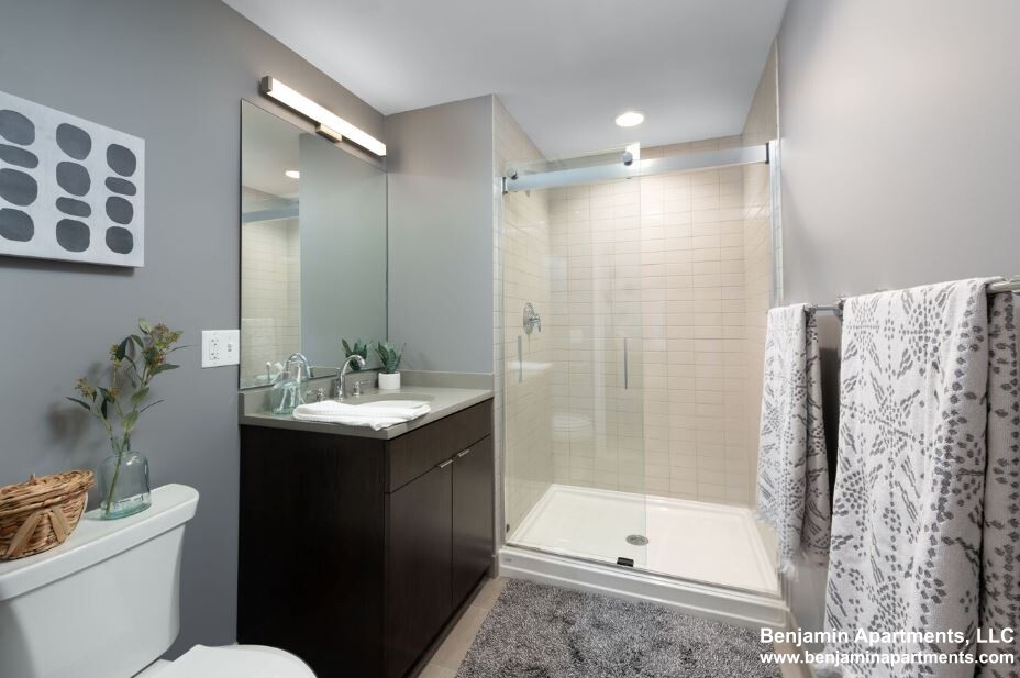 1047 Commonwealth Ave, Allston