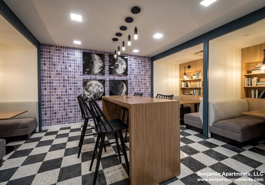 1047 Commonwealth Ave, Allston