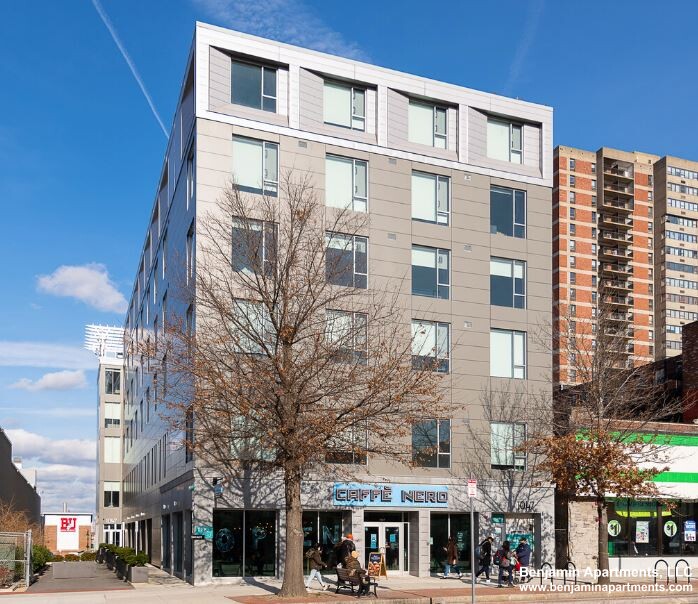 1047 Commonwealth Ave, Allston