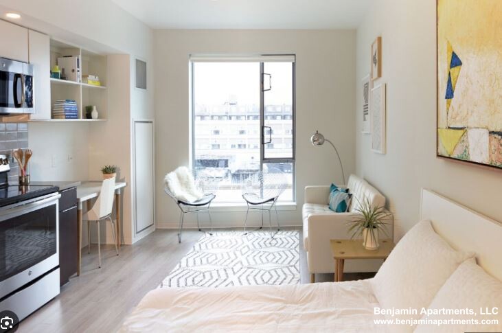 1047 Commonwealth Ave, Allston