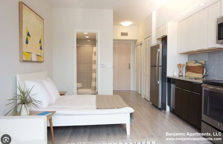 1047 Commonwealth Ave, Allston