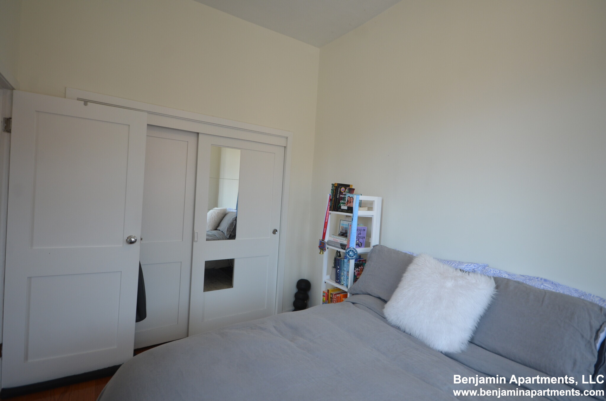 525 Massachusetts Ave, Roxbury