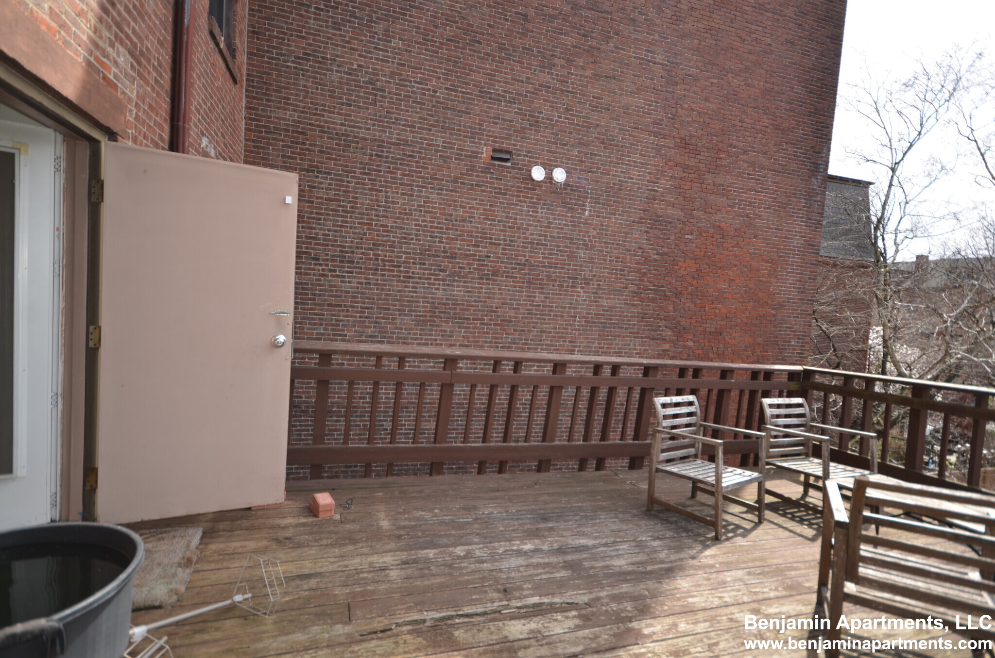 525 Massachusetts Ave, Roxbury