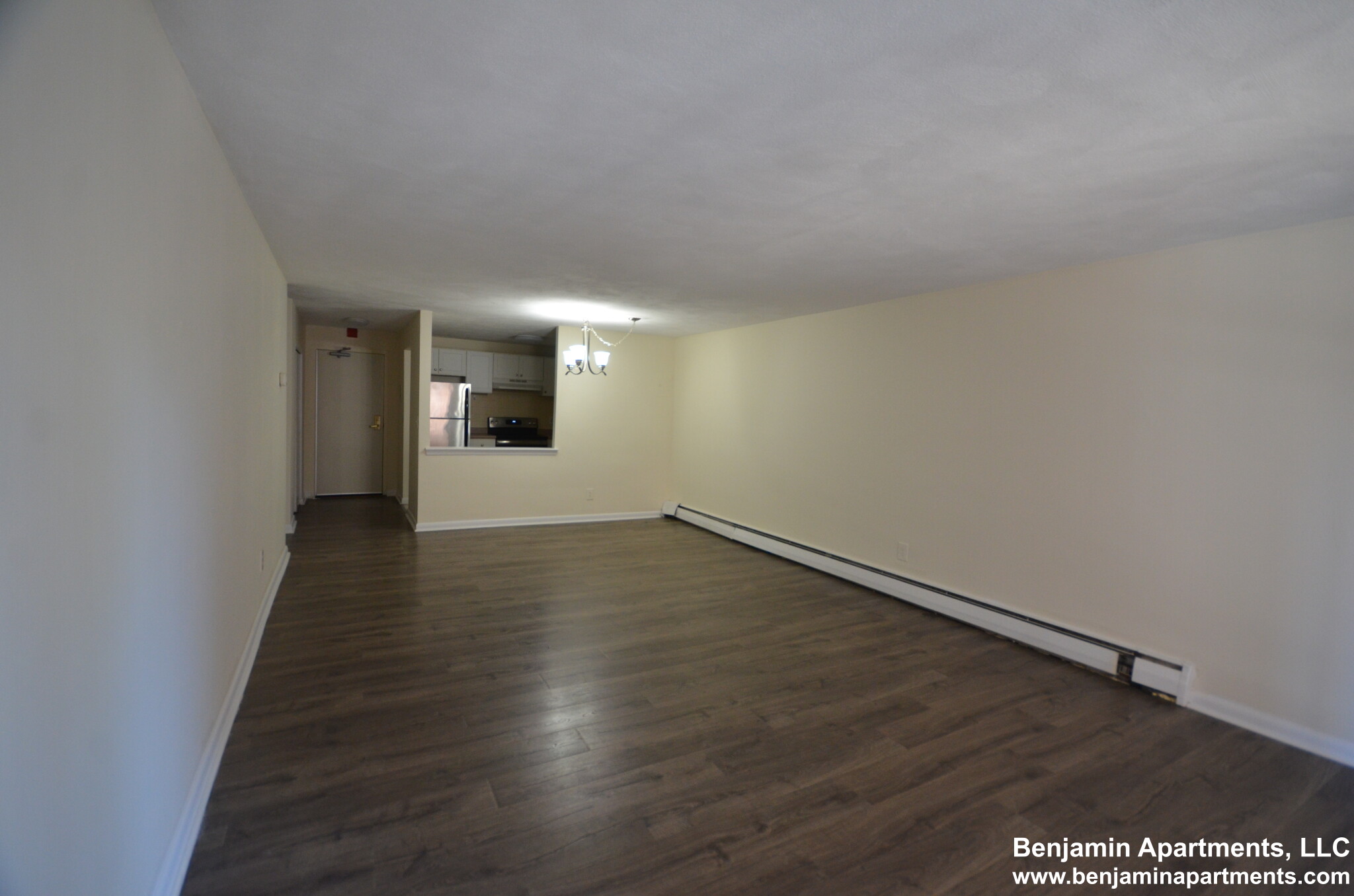 16 Whites Ave, Watertown