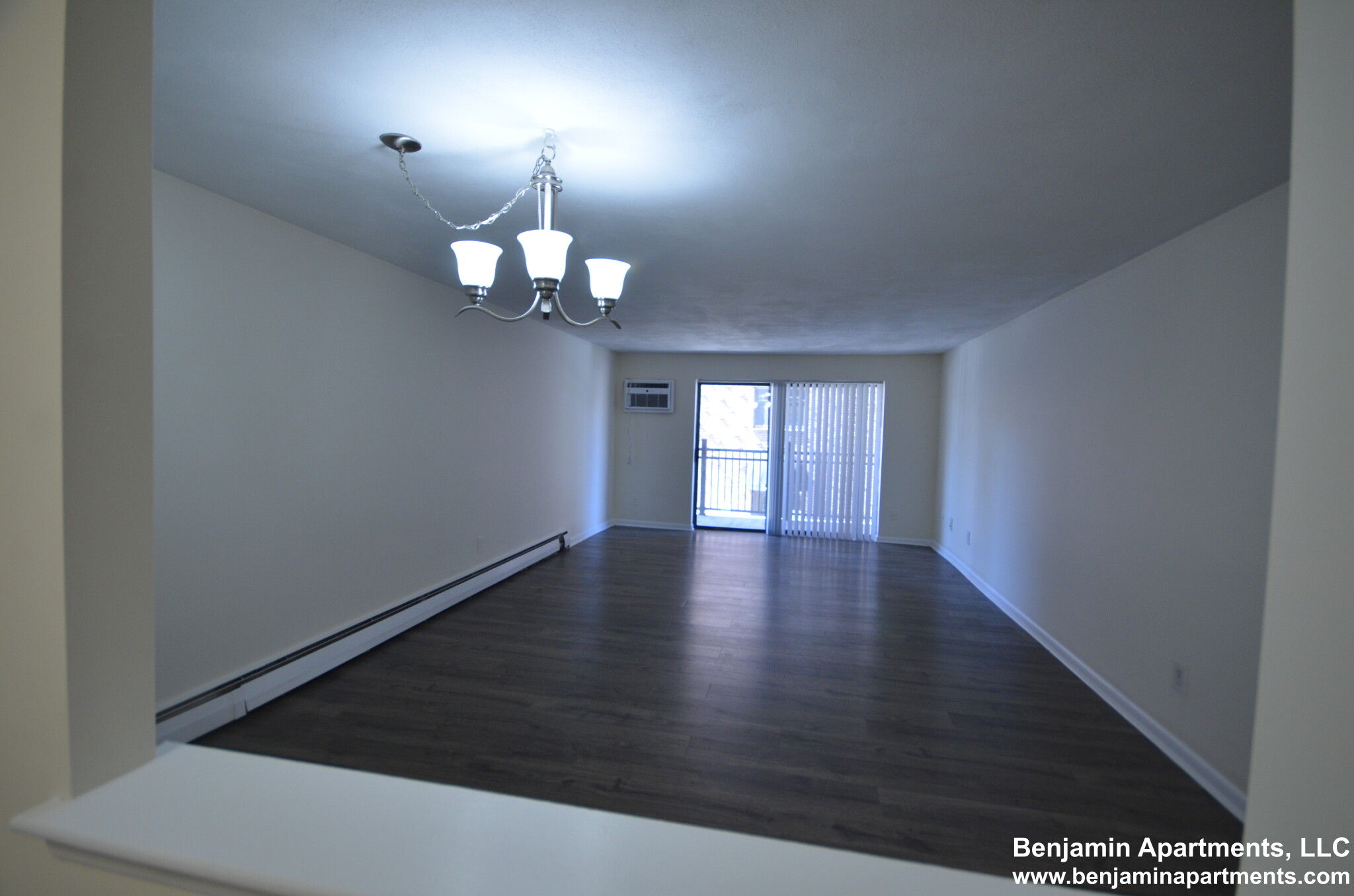 16 Whites Ave, Watertown