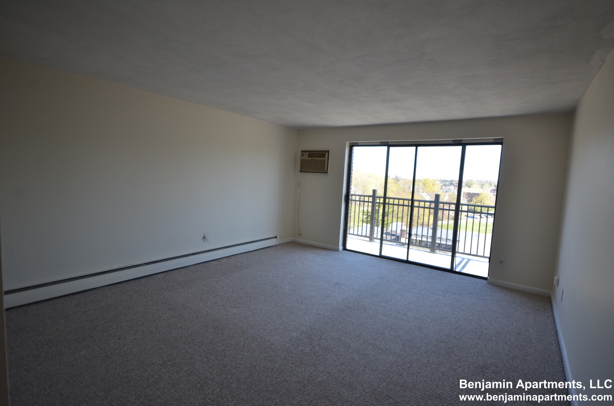 24 Whites Ave, Watertown