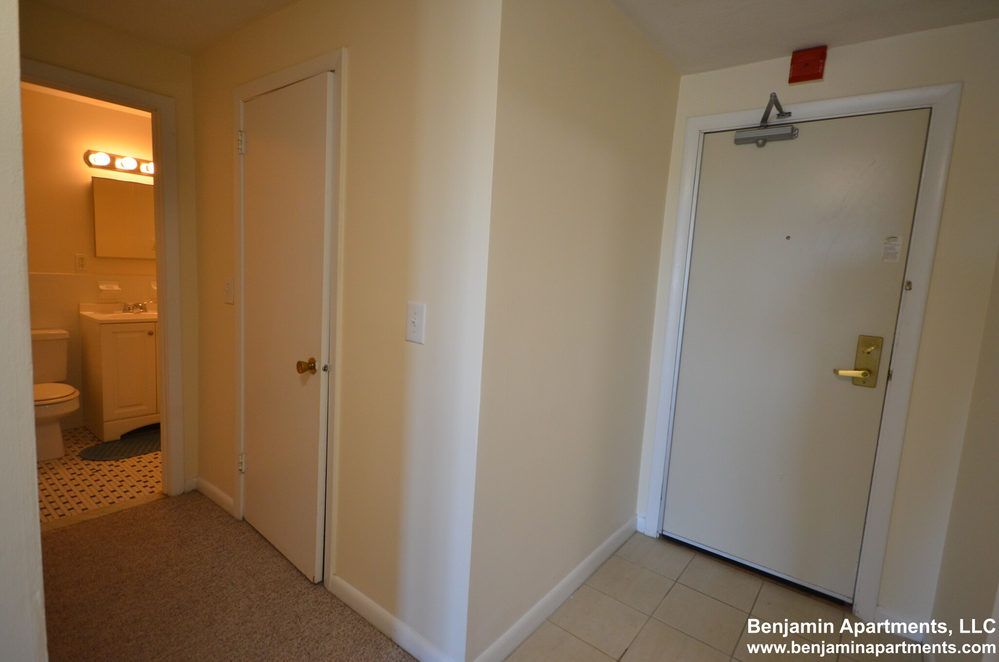 24 Whites Ave, Watertown