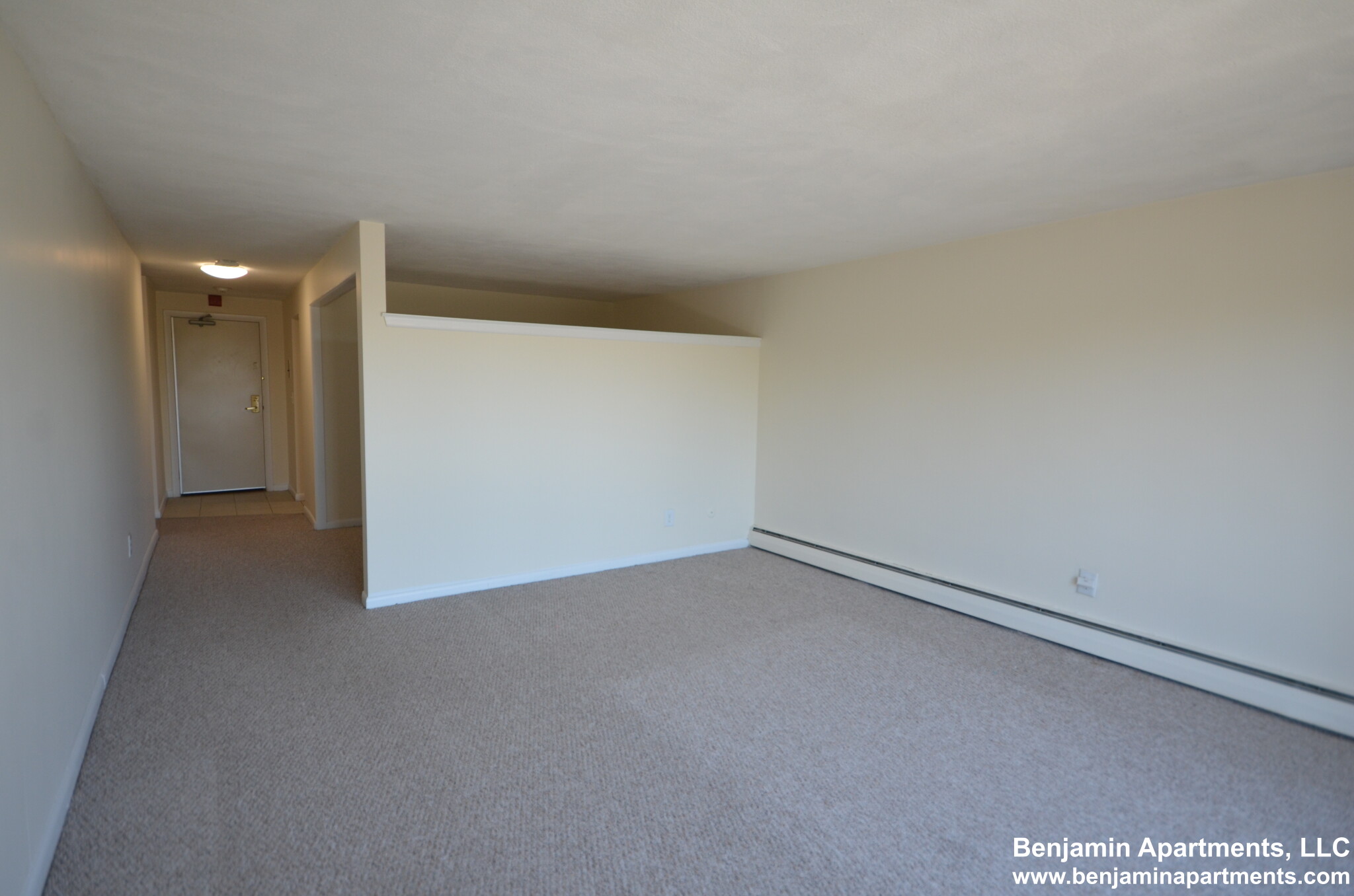 24 Whites Ave, Watertown