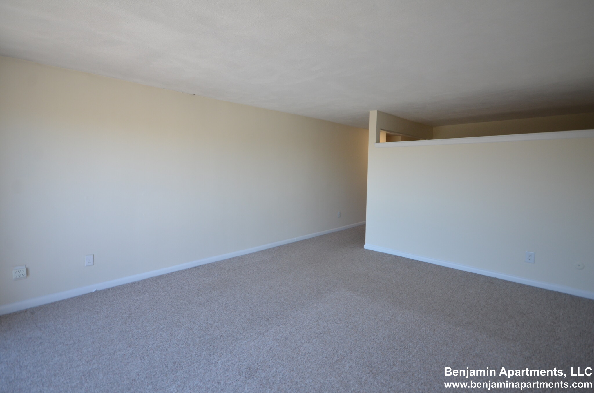 24 Whites Ave, Watertown