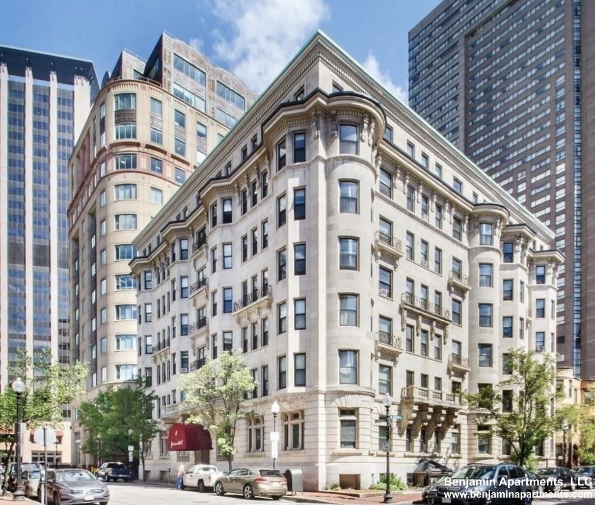 8 Garrison St, Back Bay