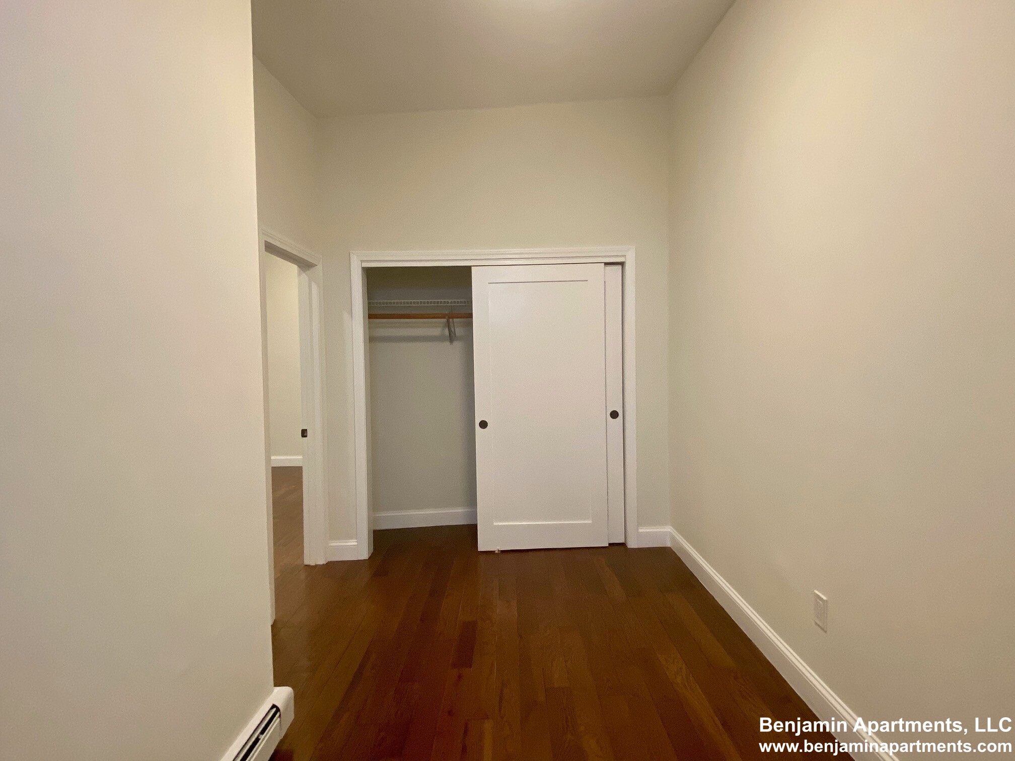 525 Massachusetts Ave, Roxbury