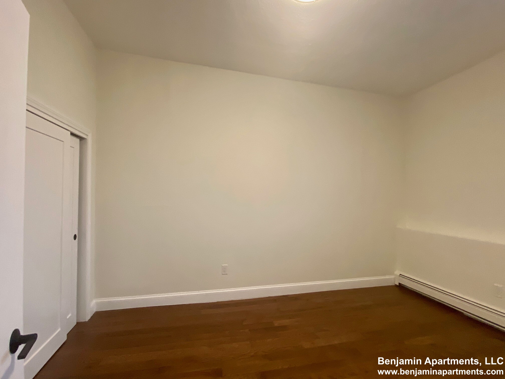 525 Massachusetts Ave, Roxbury