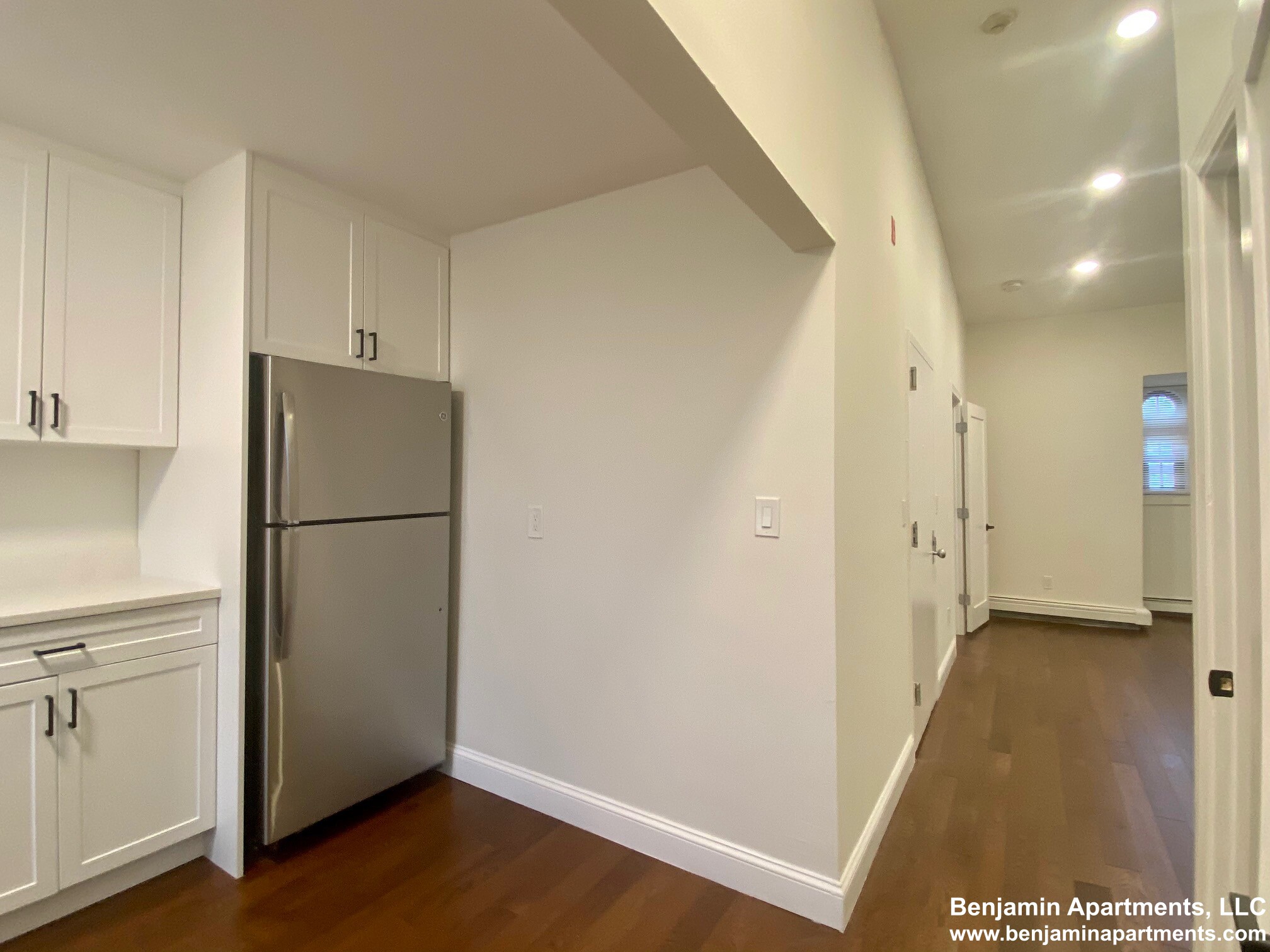 525 Massachusetts Ave, Roxbury