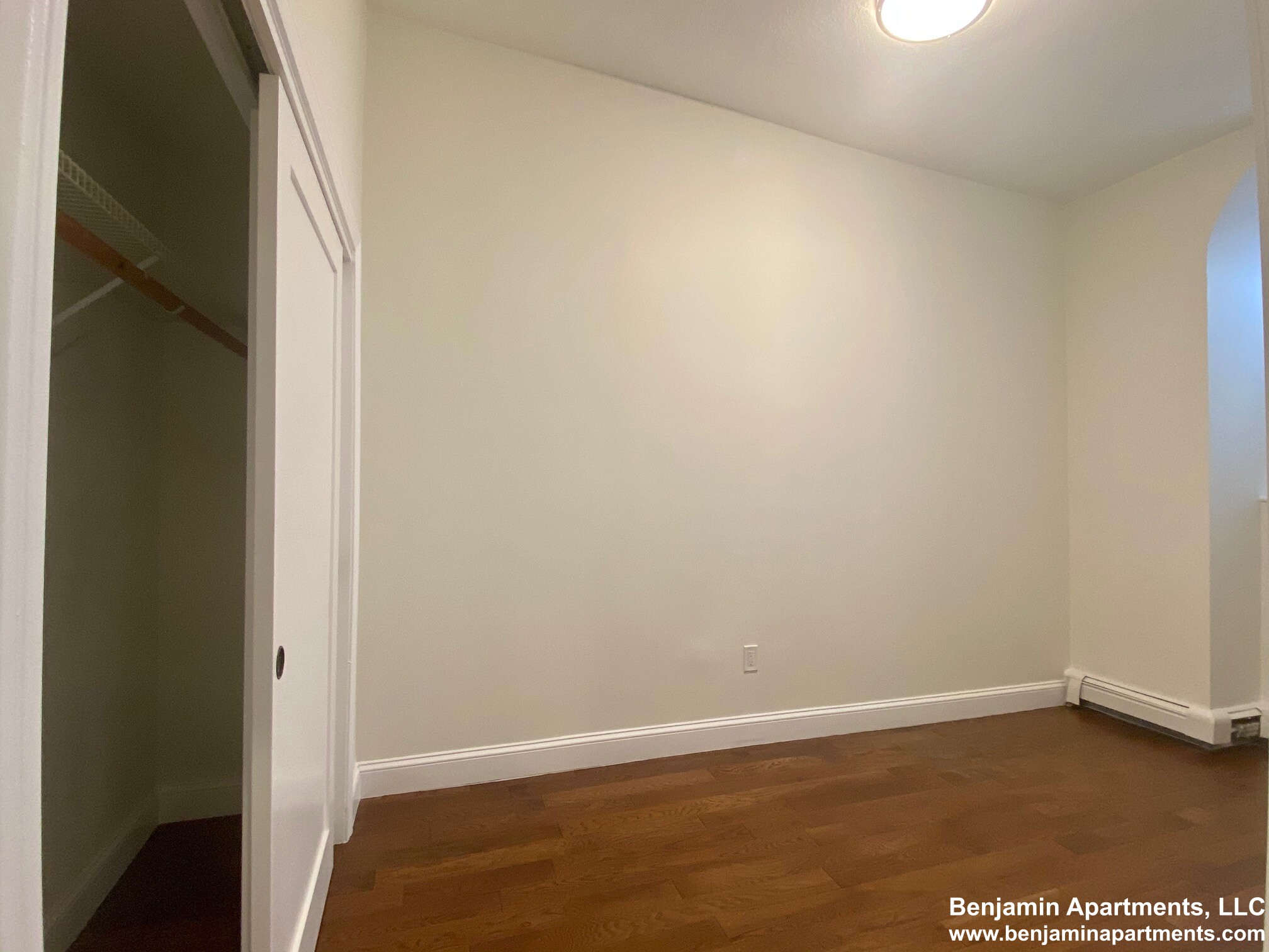 525 Massachusetts Ave, Roxbury