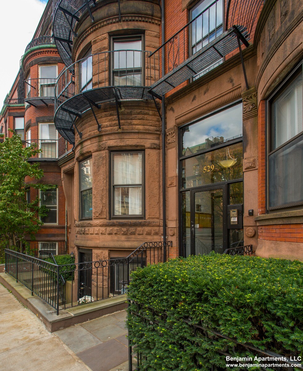 529 Beacon St, Back Bay