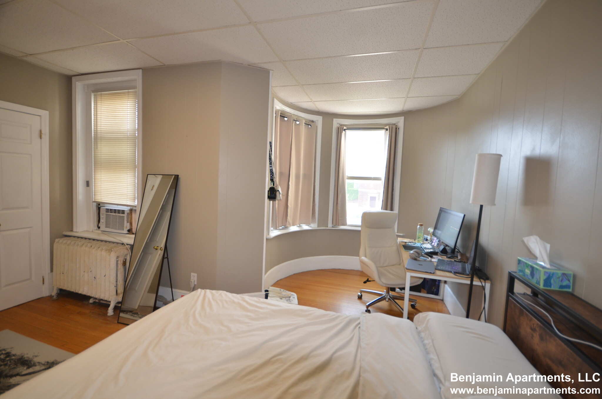 879 Beacon St, Fenway