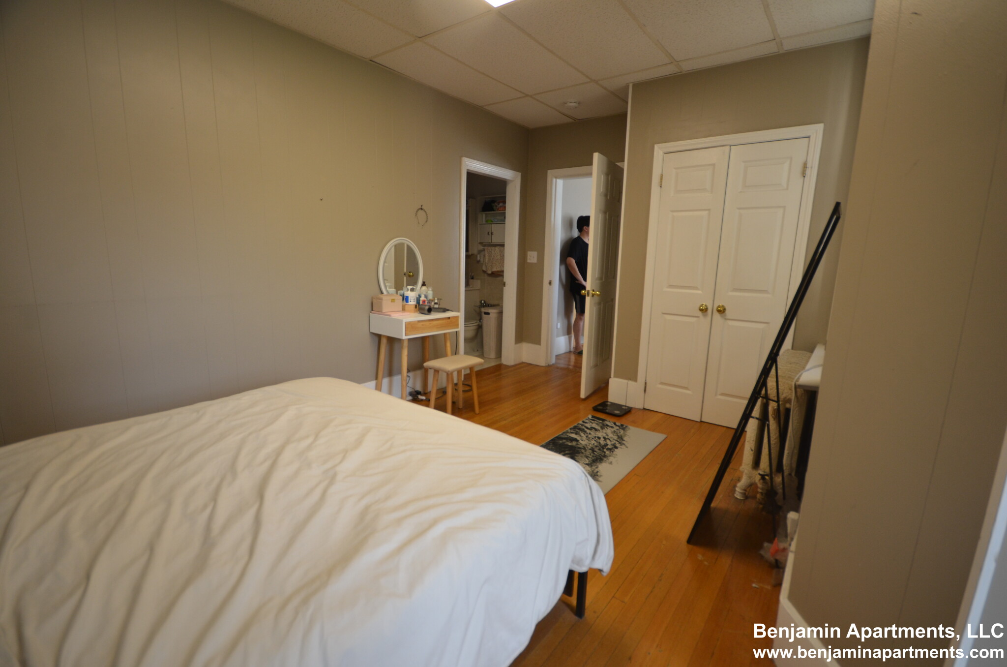 879 Beacon St, Fenway