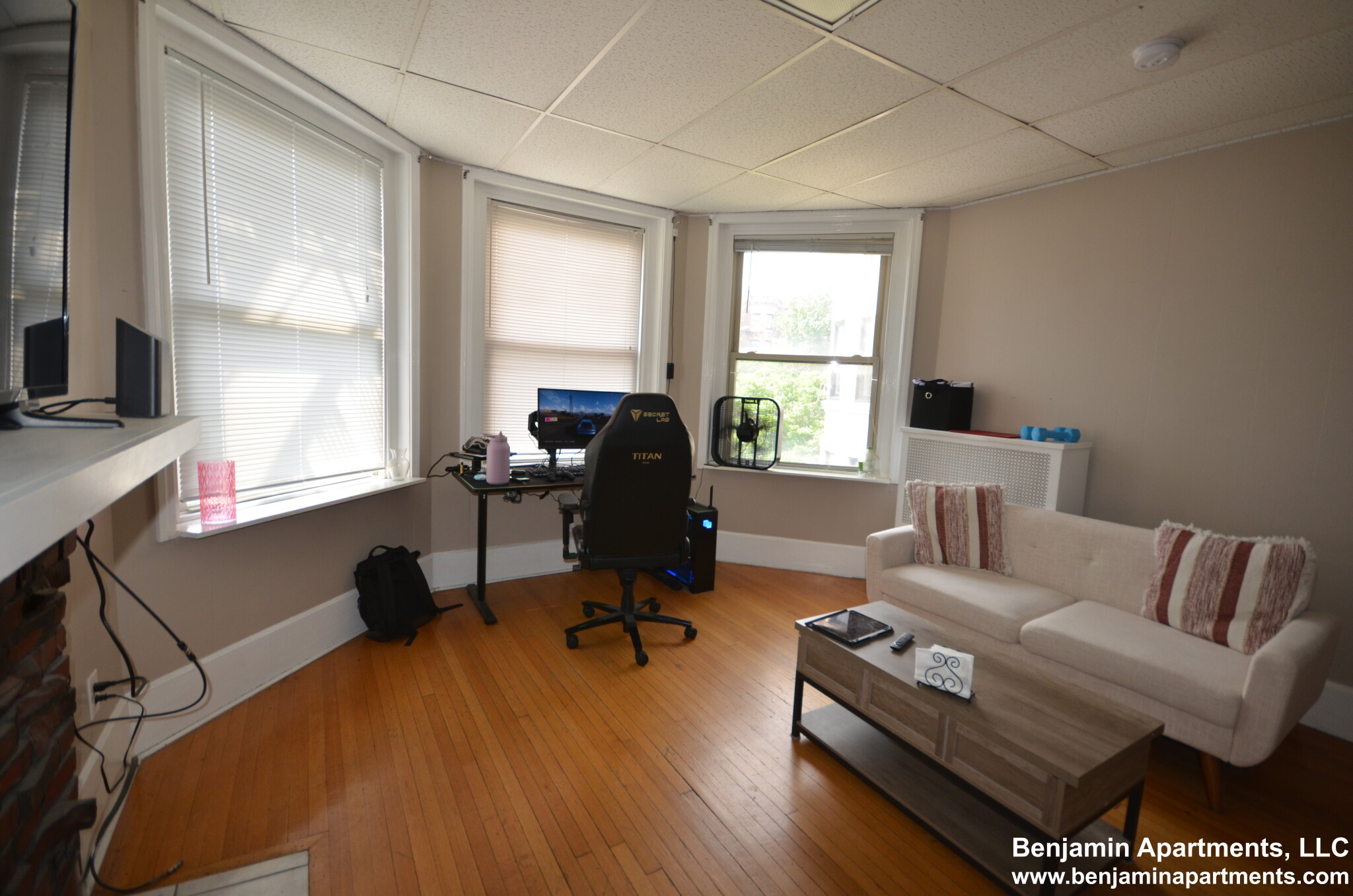 879 Beacon St, Fenway