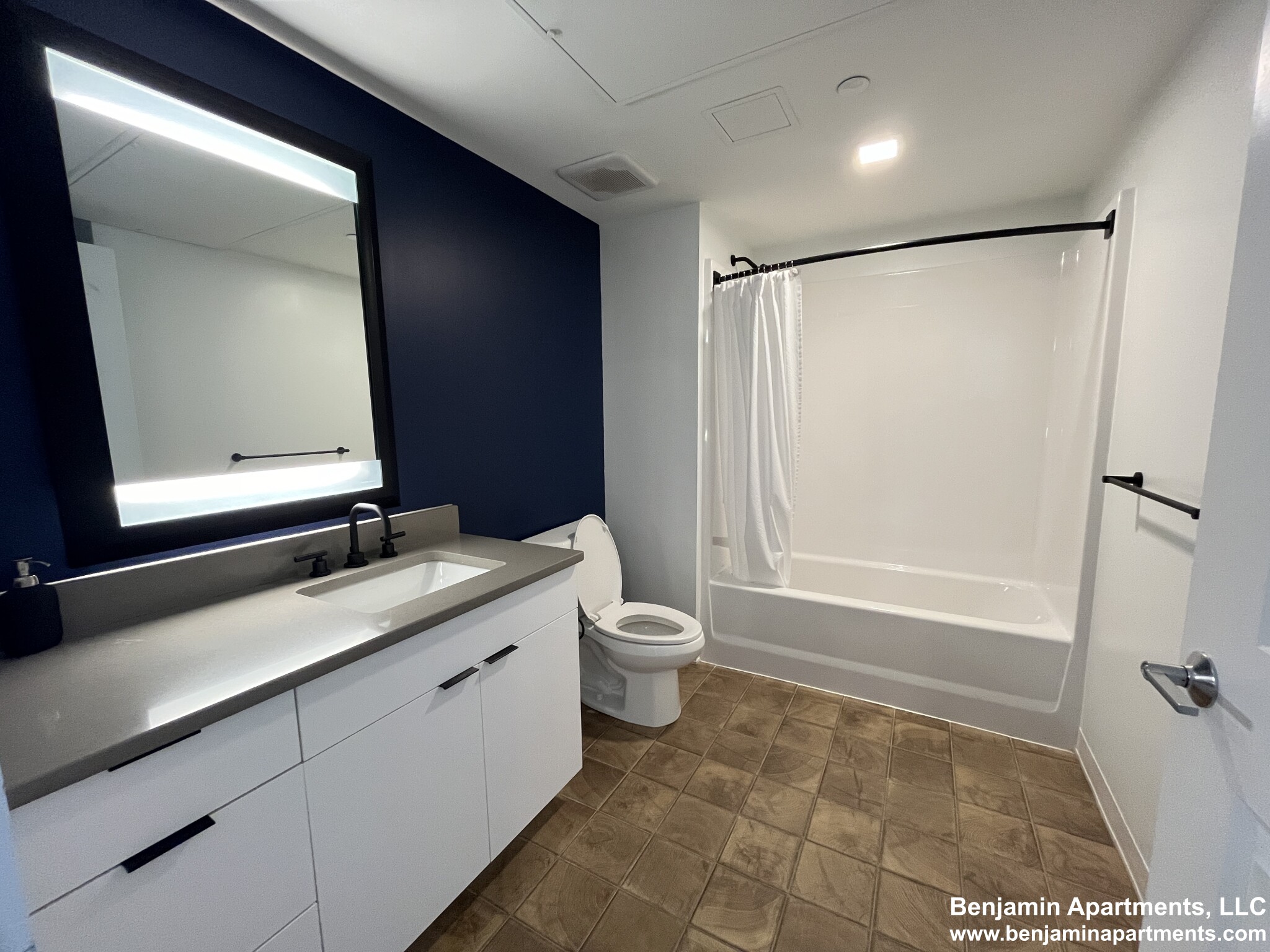 89 Brighton Ave, Allston