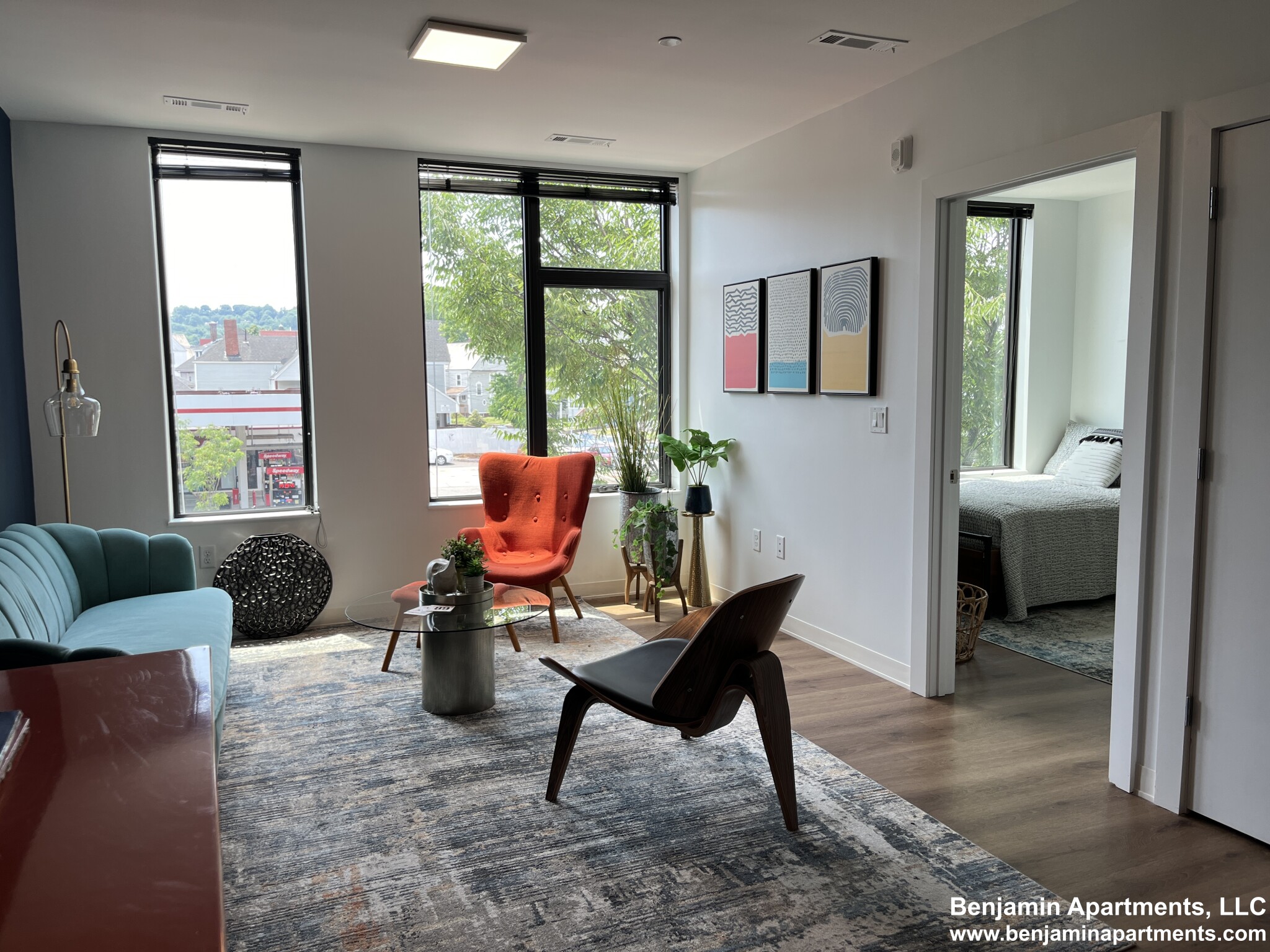 89 Brighton Ave, Allston