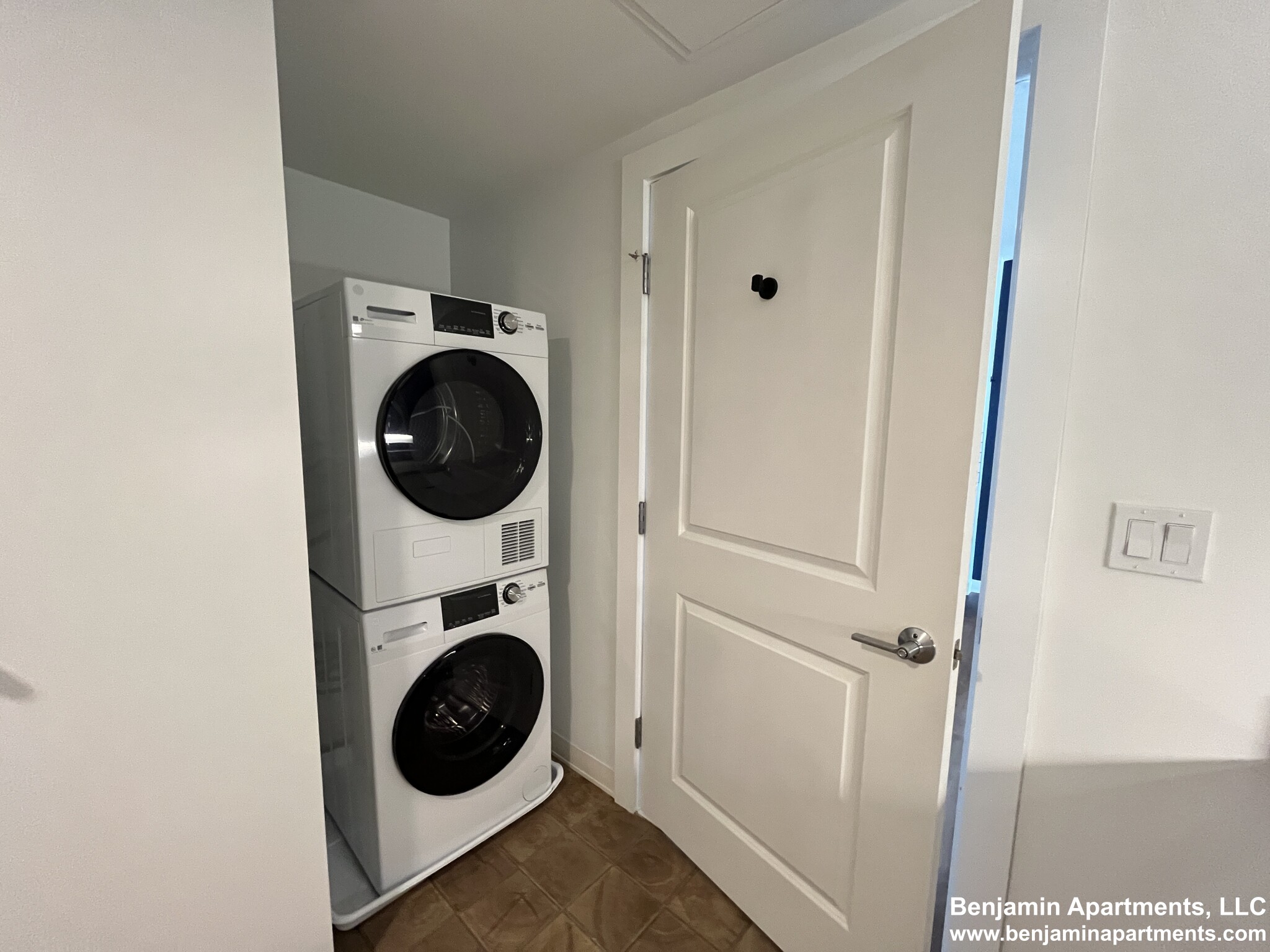 89 Brighton Ave, Allston