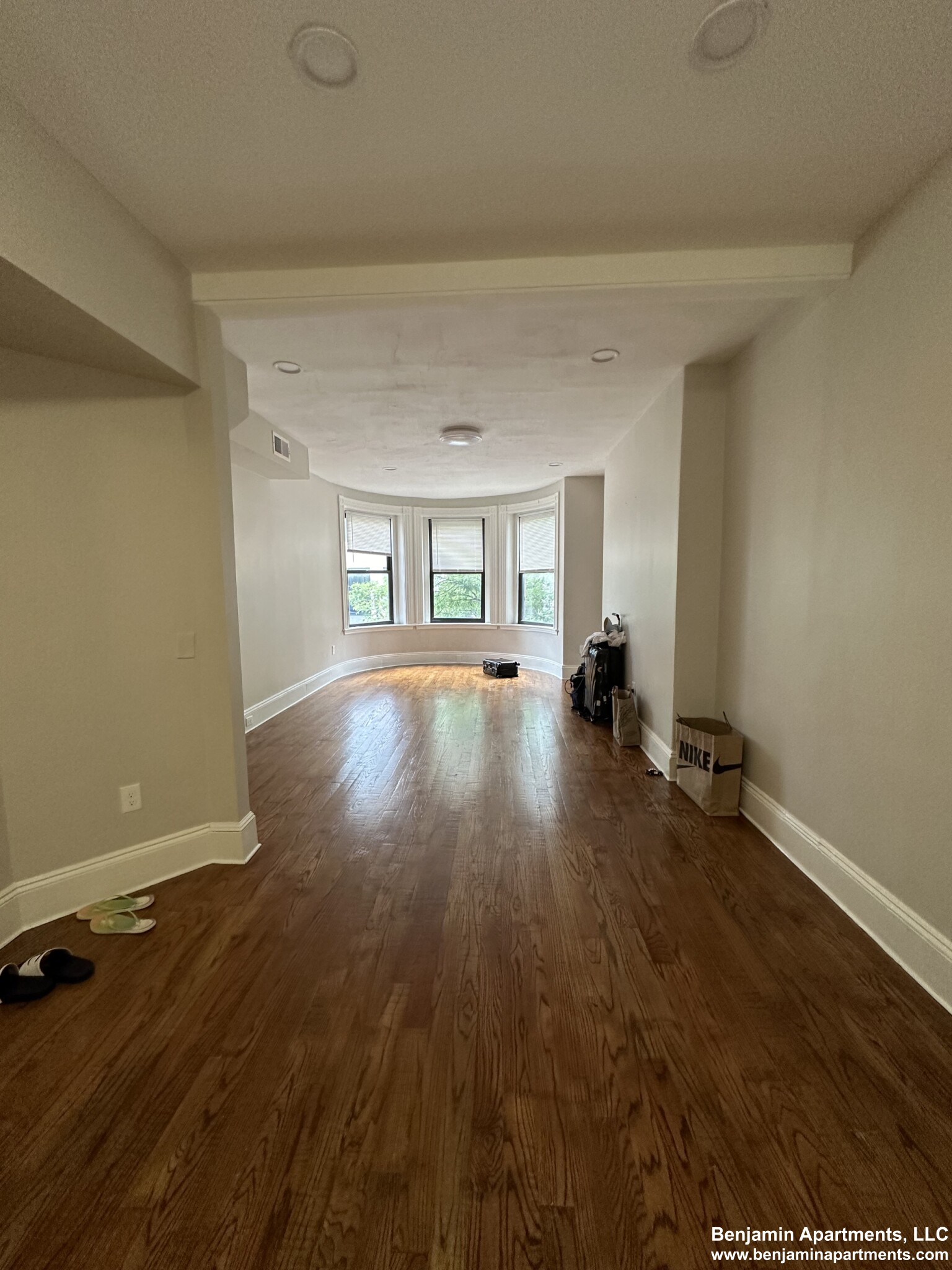 907 Boylston St, Back Bay