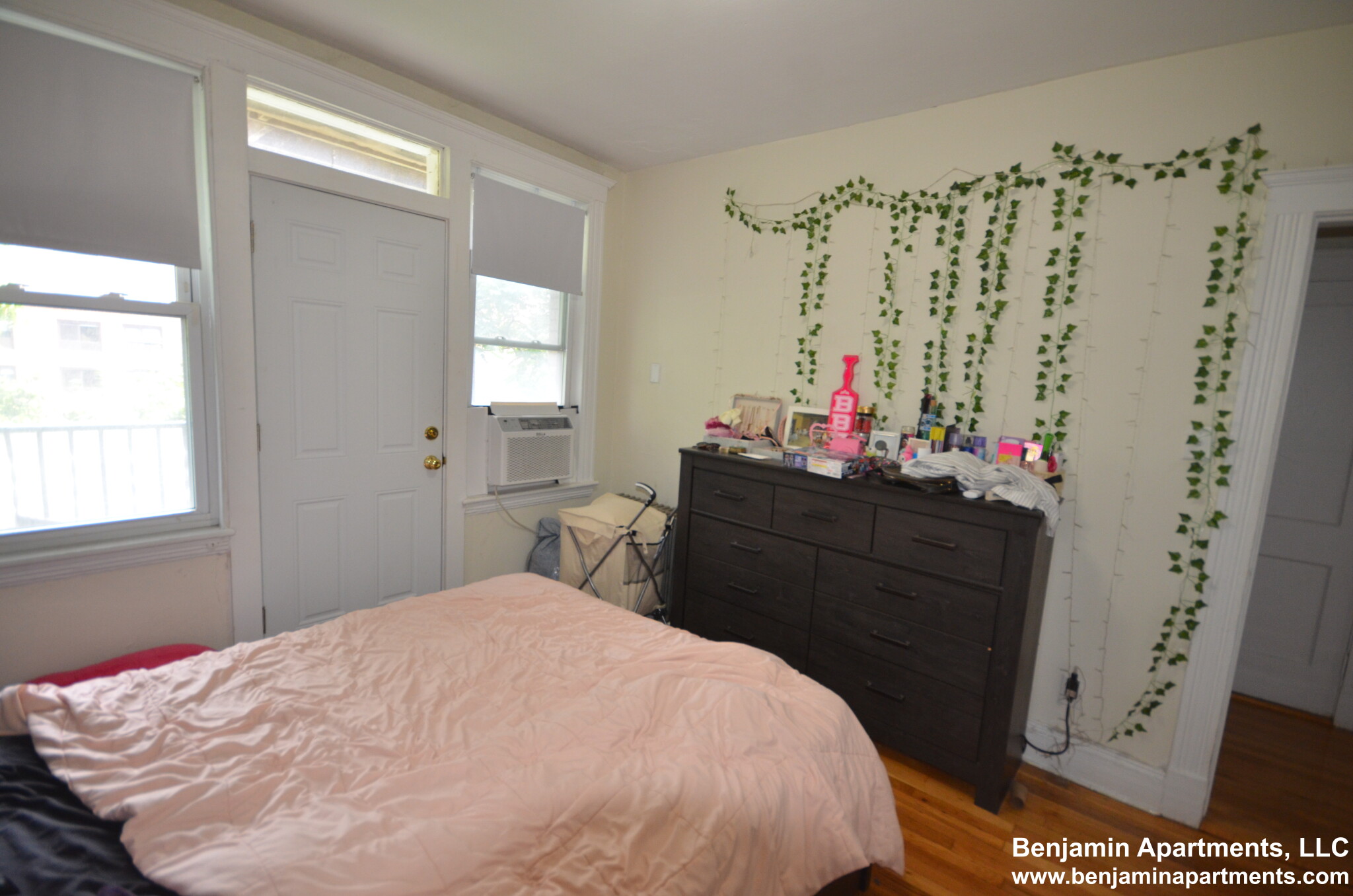 1630 Commonwealth Ave, Brighton