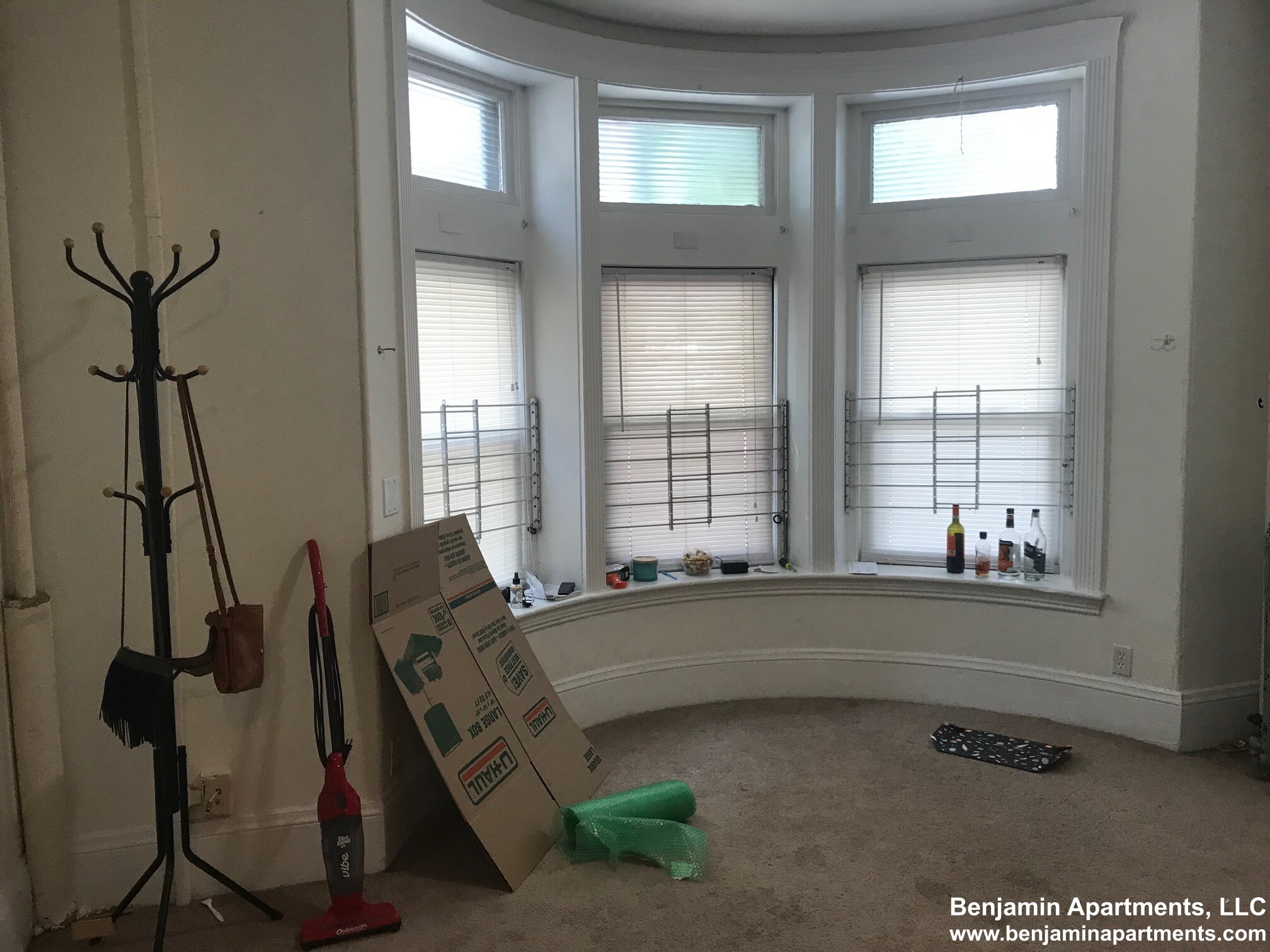 77 Brighton Ave, Allston