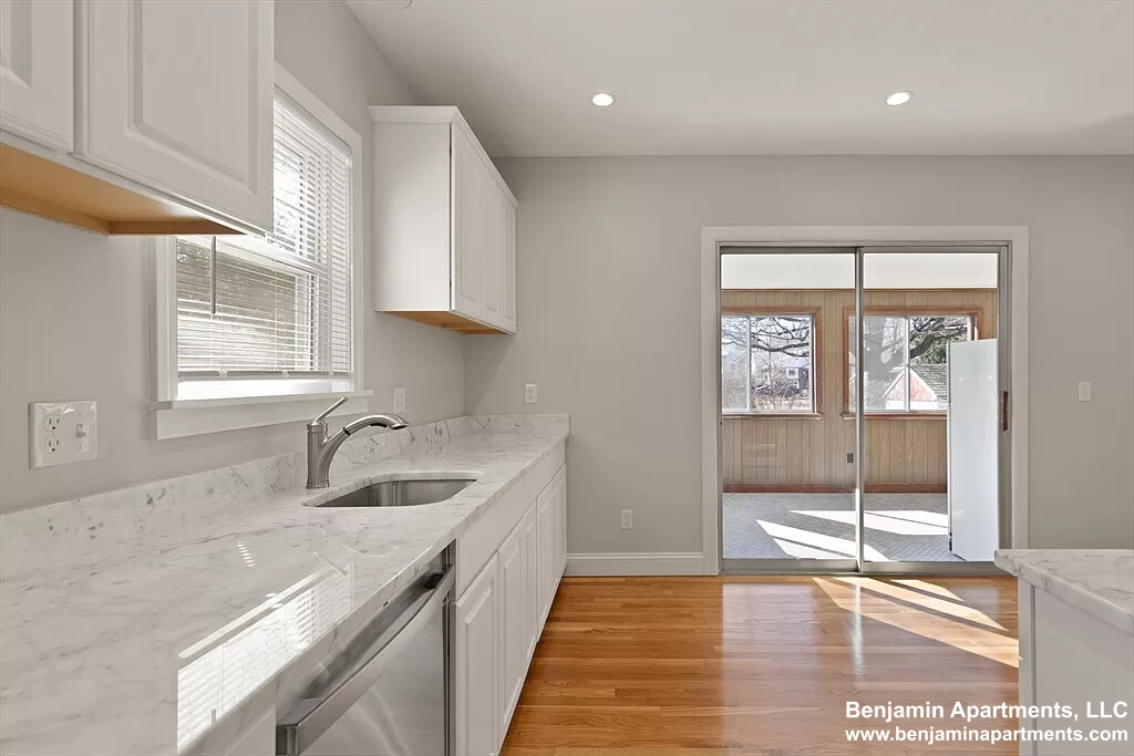 15 Harnden Ave, Watertown