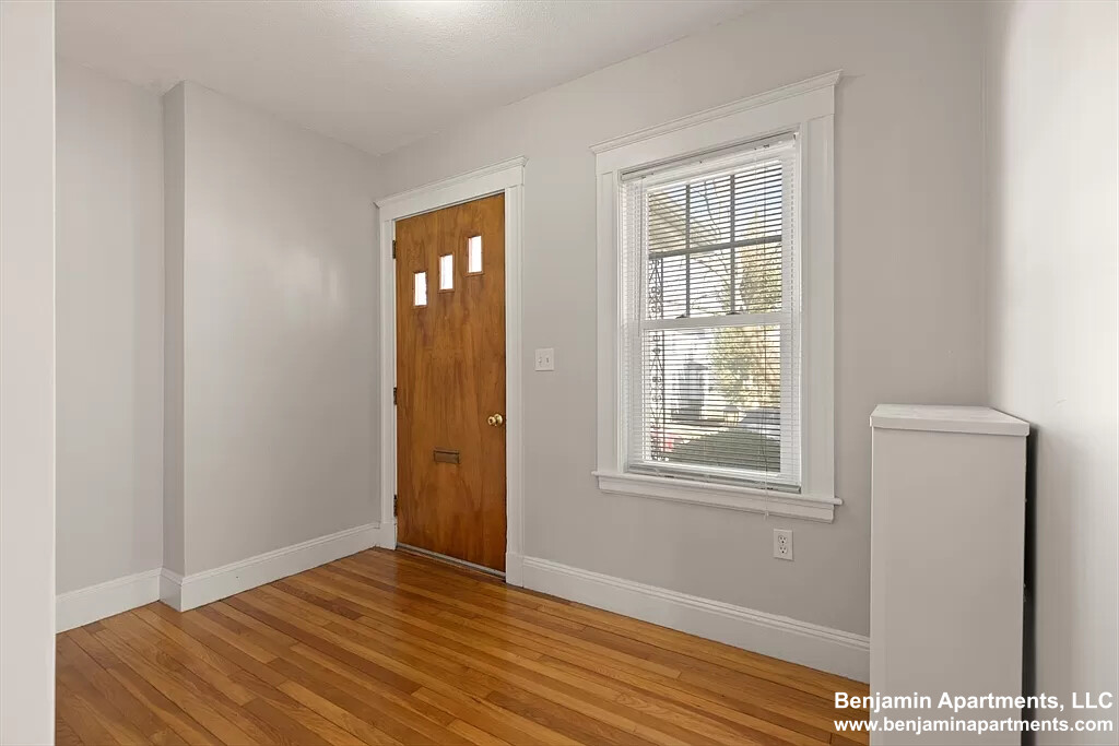 15 Harnden Ave, Watertown