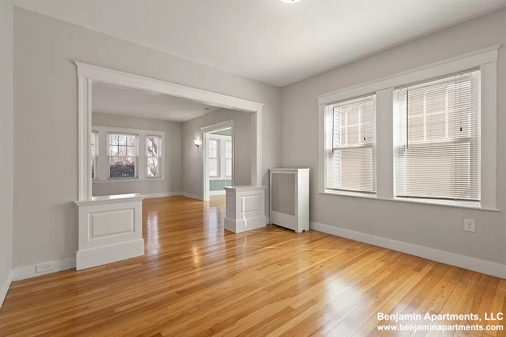 15 Harnden Ave, Watertown