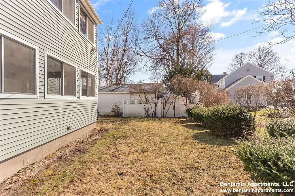 15 Harnden Ave, Watertown