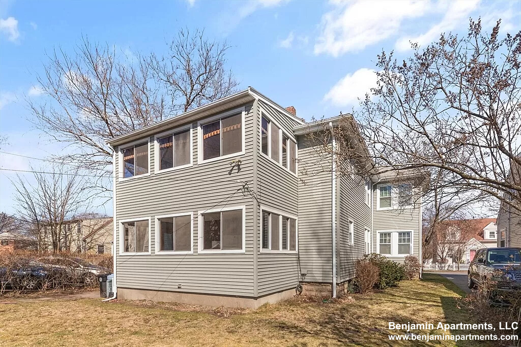 15 Harnden Ave, Watertown