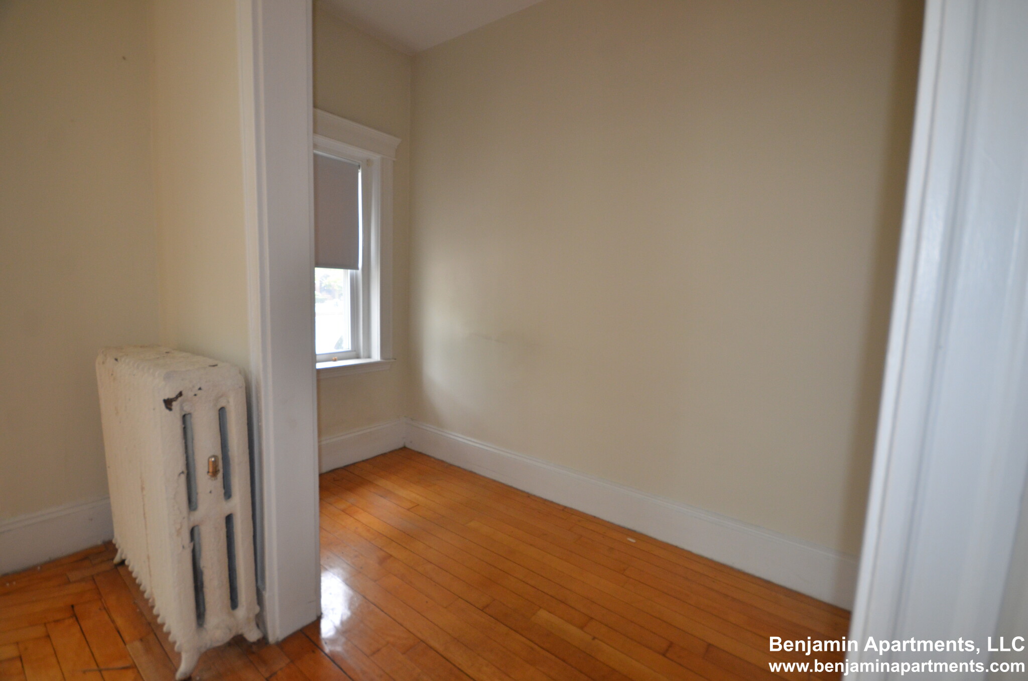 1822 Beacon St, Brookline