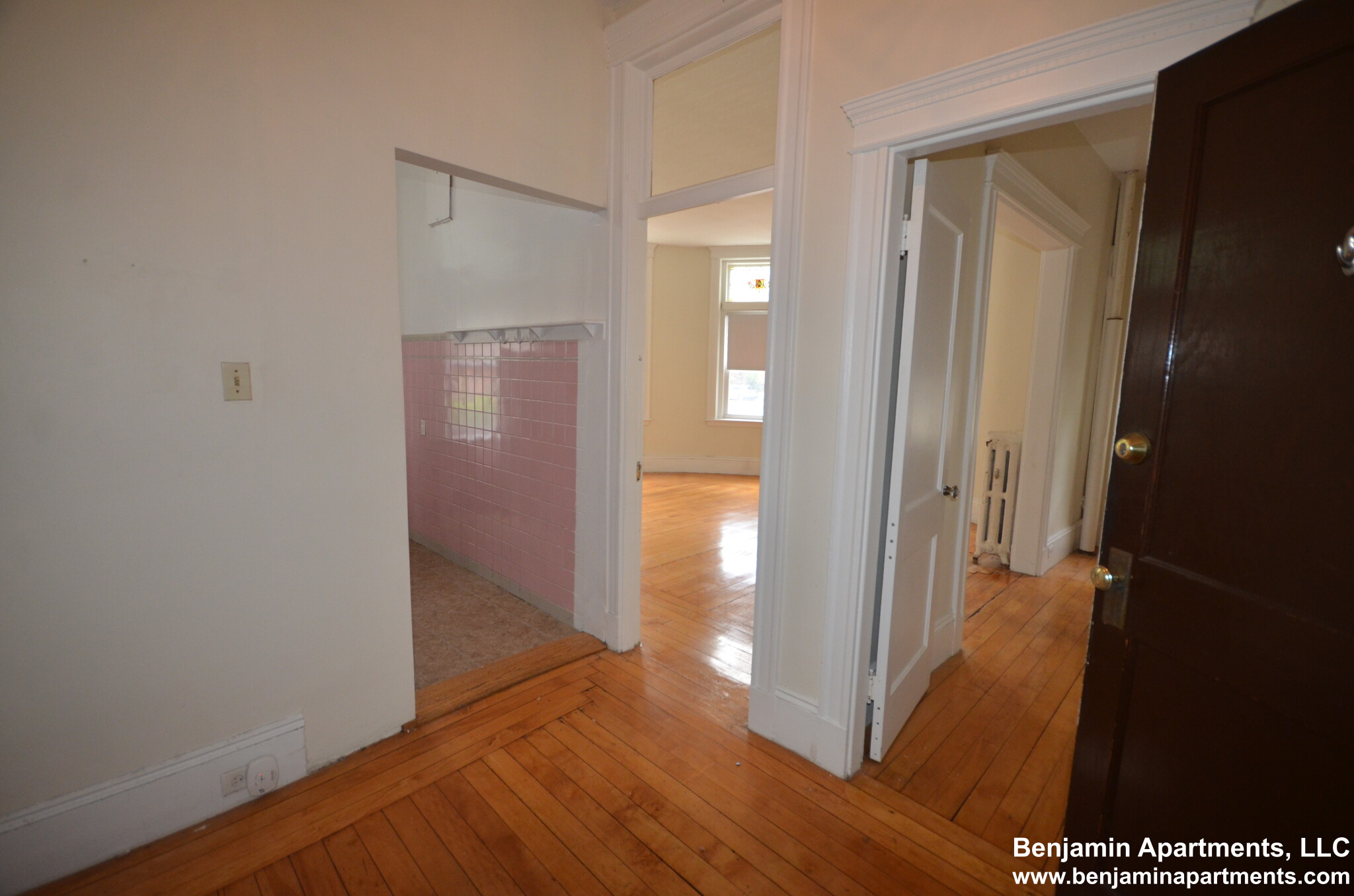 1822 Beacon St, Brookline