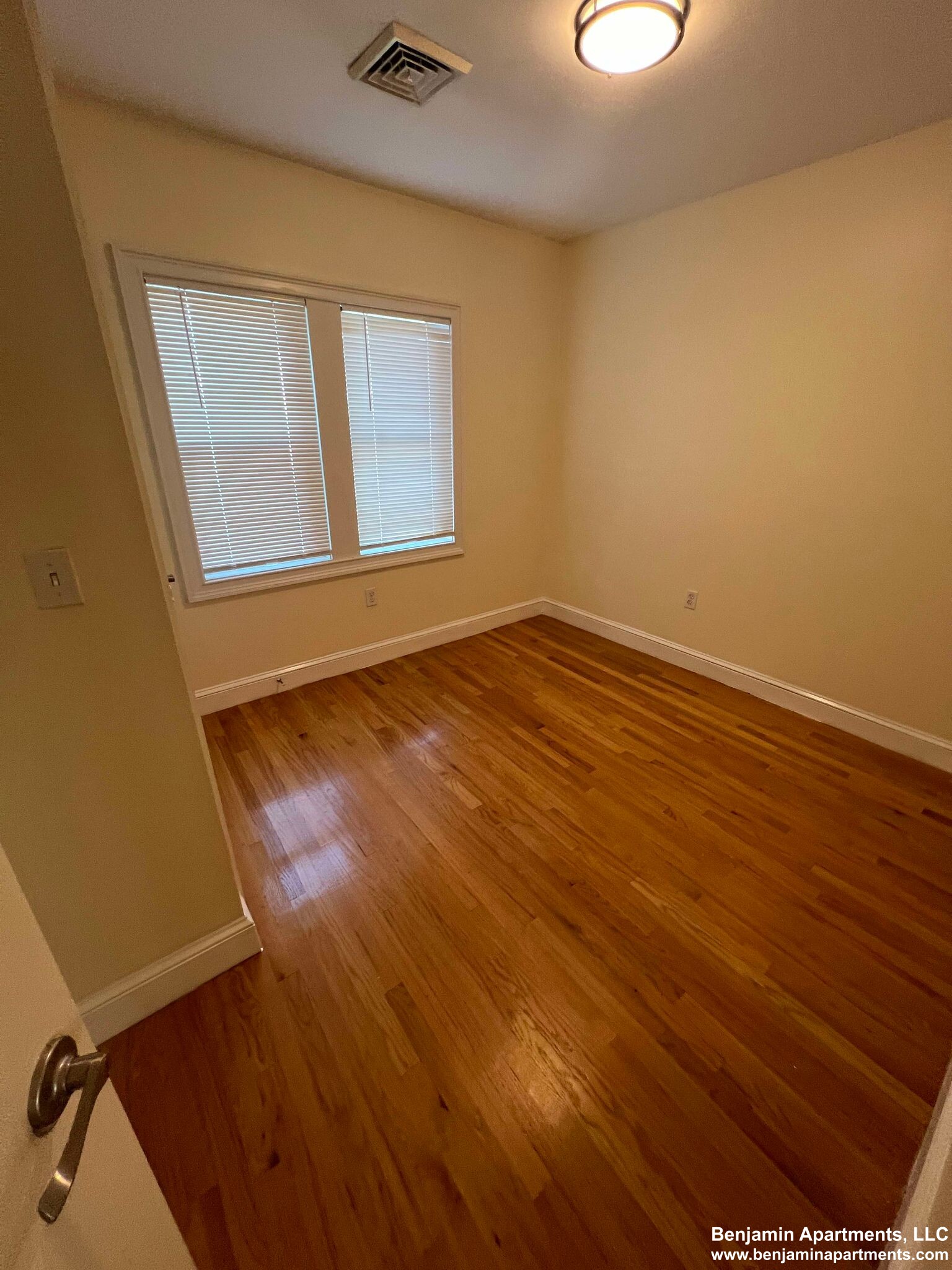 60-62 Gilbert St, Watertown