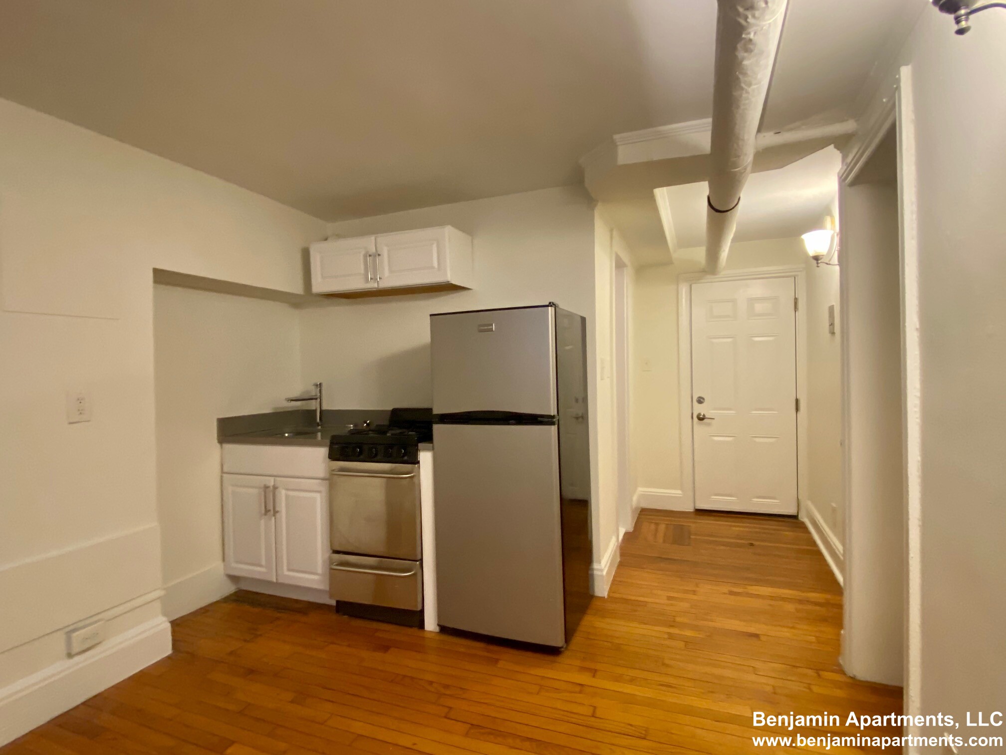 86 Charles St, Beacon Hill