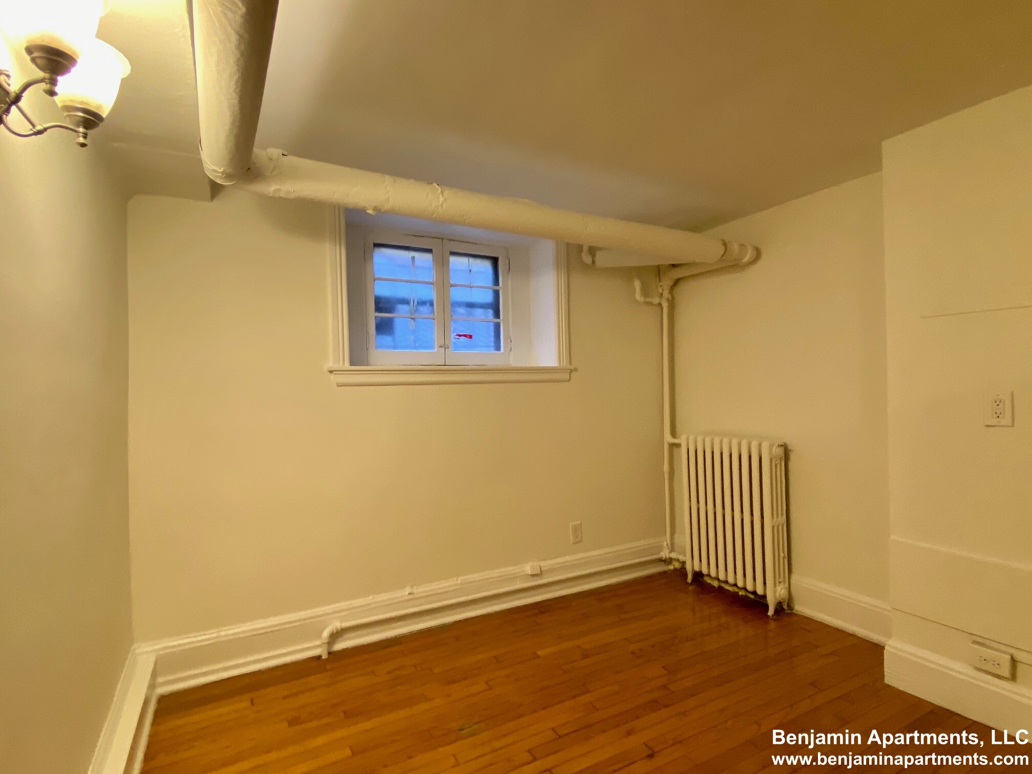 86 Charles St, Beacon Hill