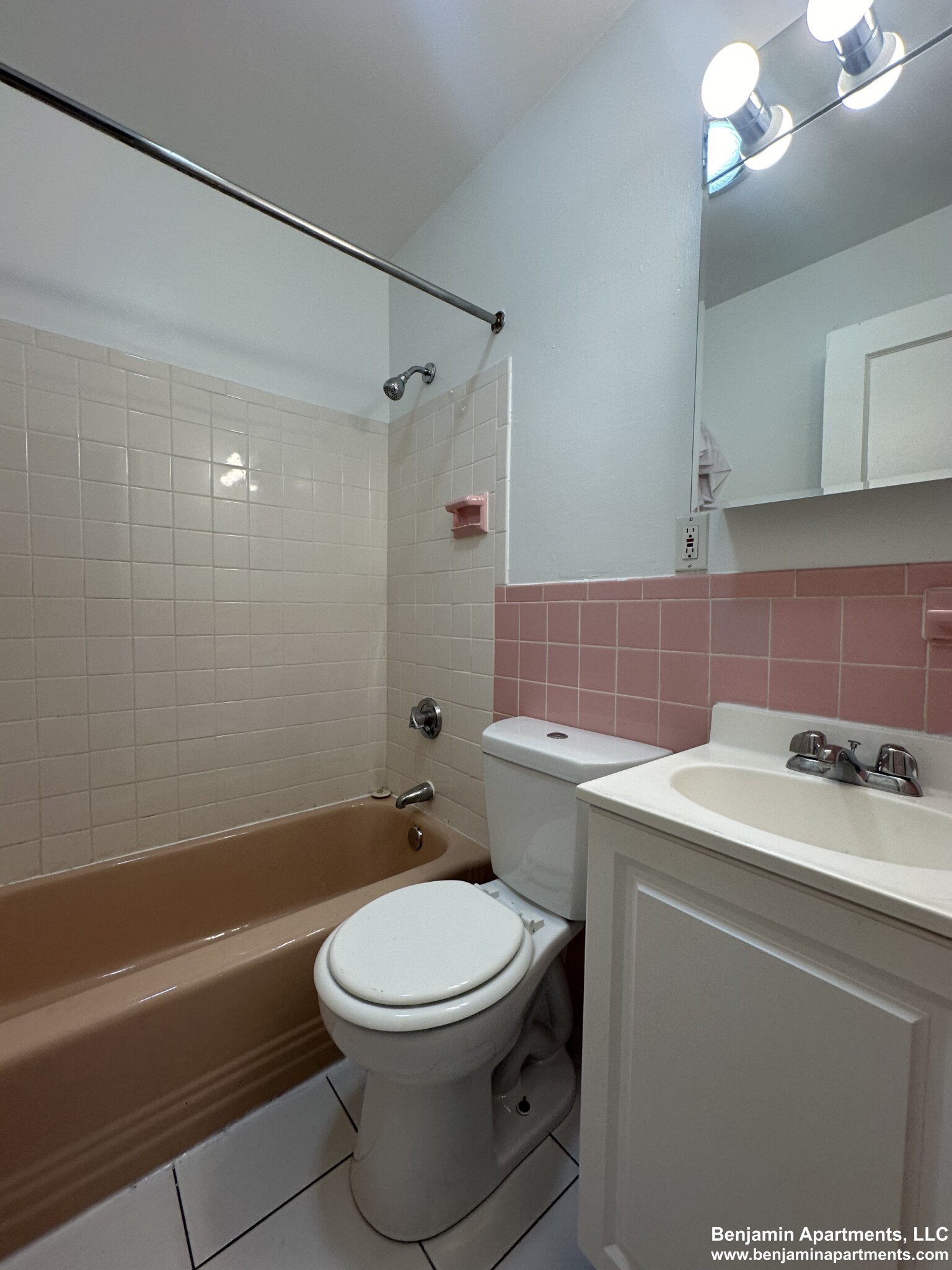 21 Fairbanks St, Griggs Park